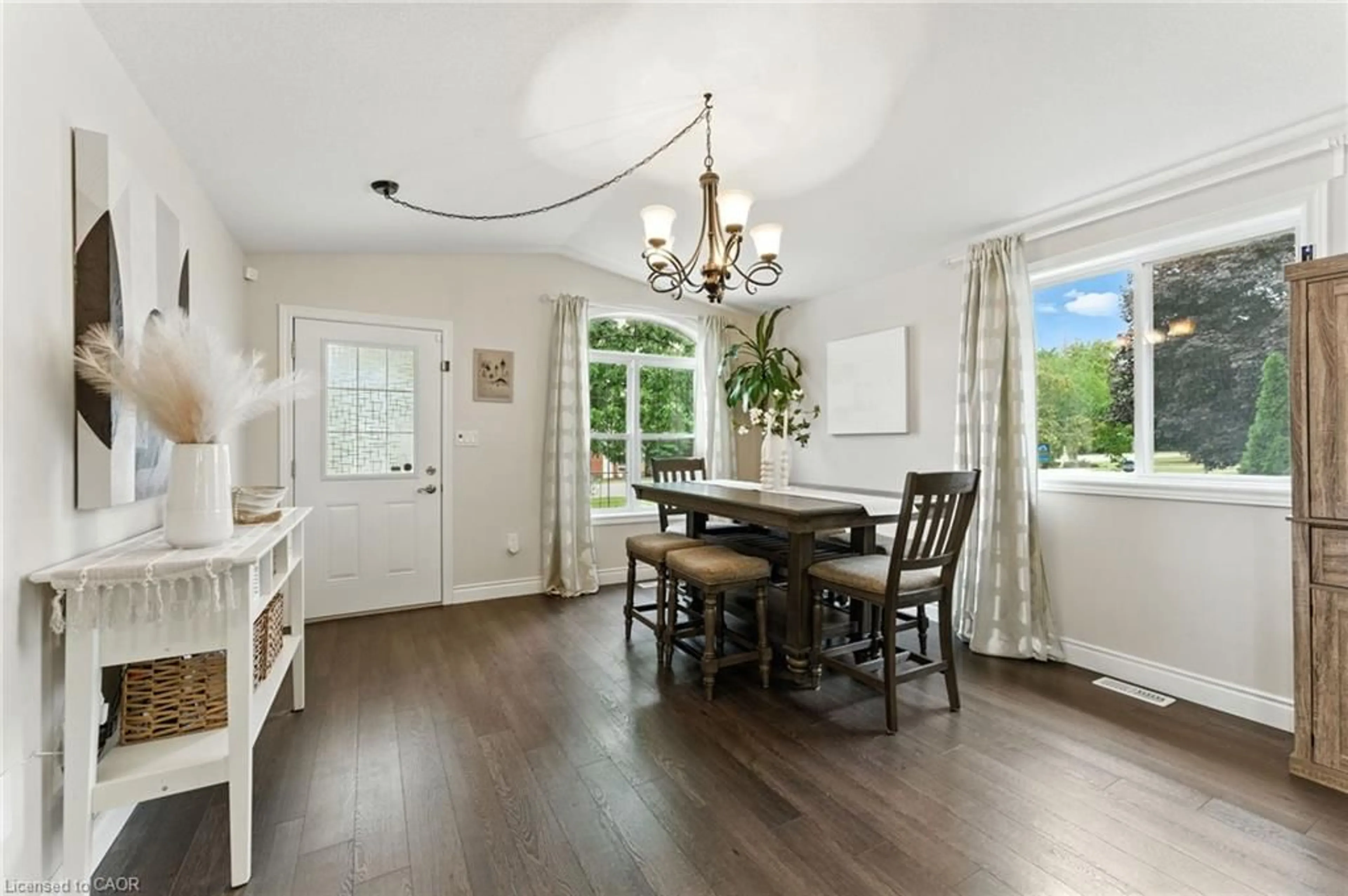 Dining room, unknown for 331 Clyde Rd, Cambridge Ontario N1R 1L4