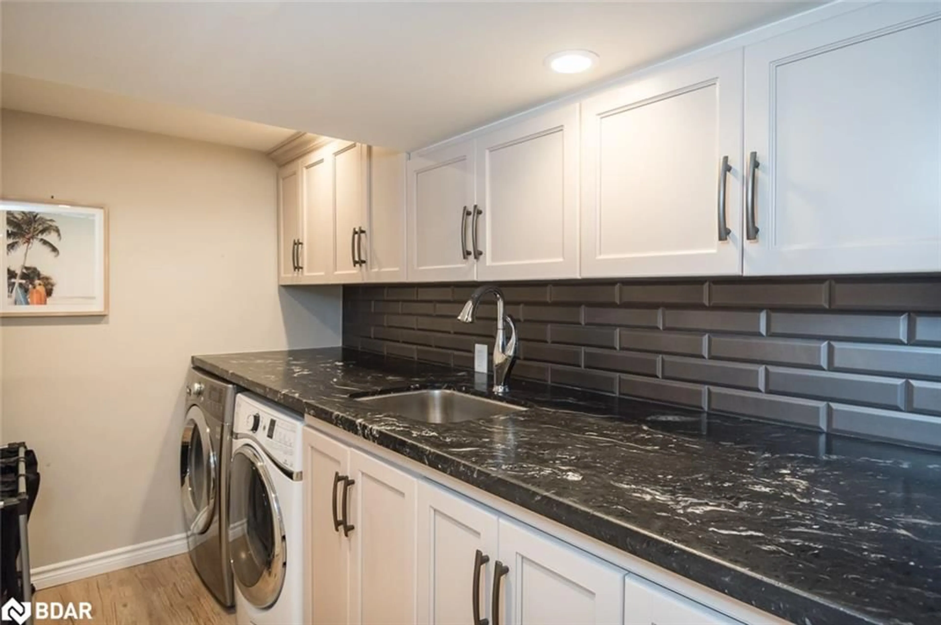 Laundry room for 613 Foster Crt, Milton Ontario L9T 4P1