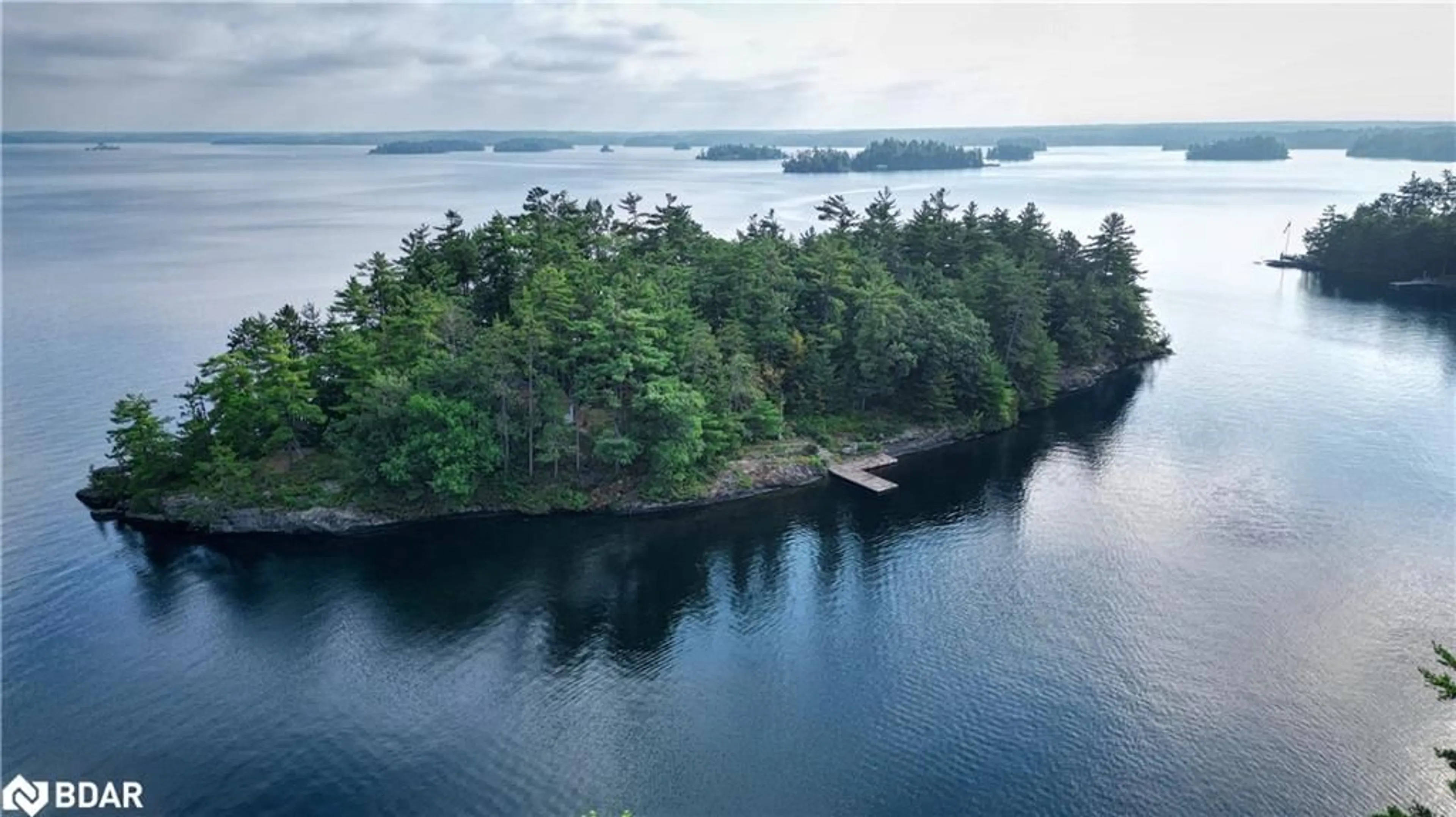 Unknown for 1 Island 3lm Island, Gravenhurst Ontario P1P 1R2