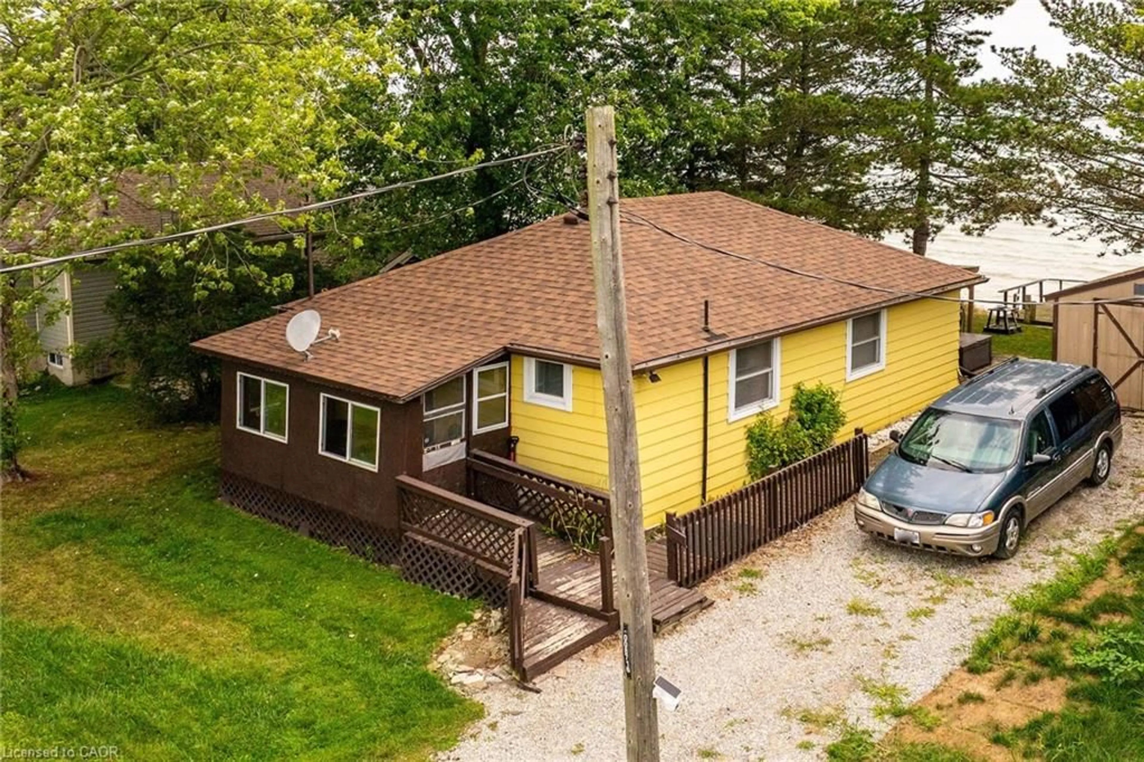 A pic from outside/outdoor area/front of a property/back of a property/a pic from drone, unknown for 966 South Coast Dr, Nanticoke Ontario N0A 1L0