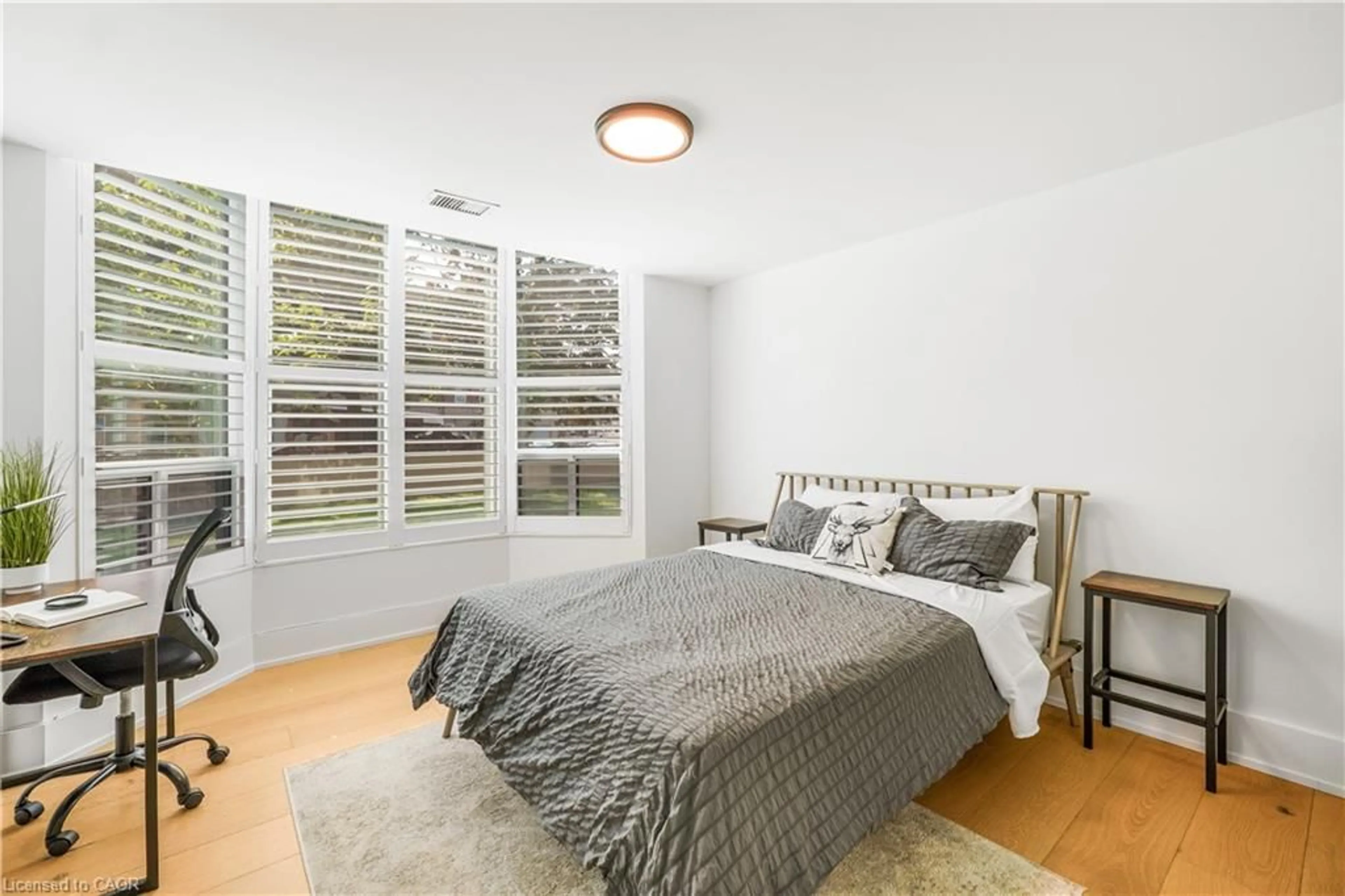 Bedroom with bed, unknown for 2121 Lakeshore Rd #205, Burlington Ontario L7R 1C9