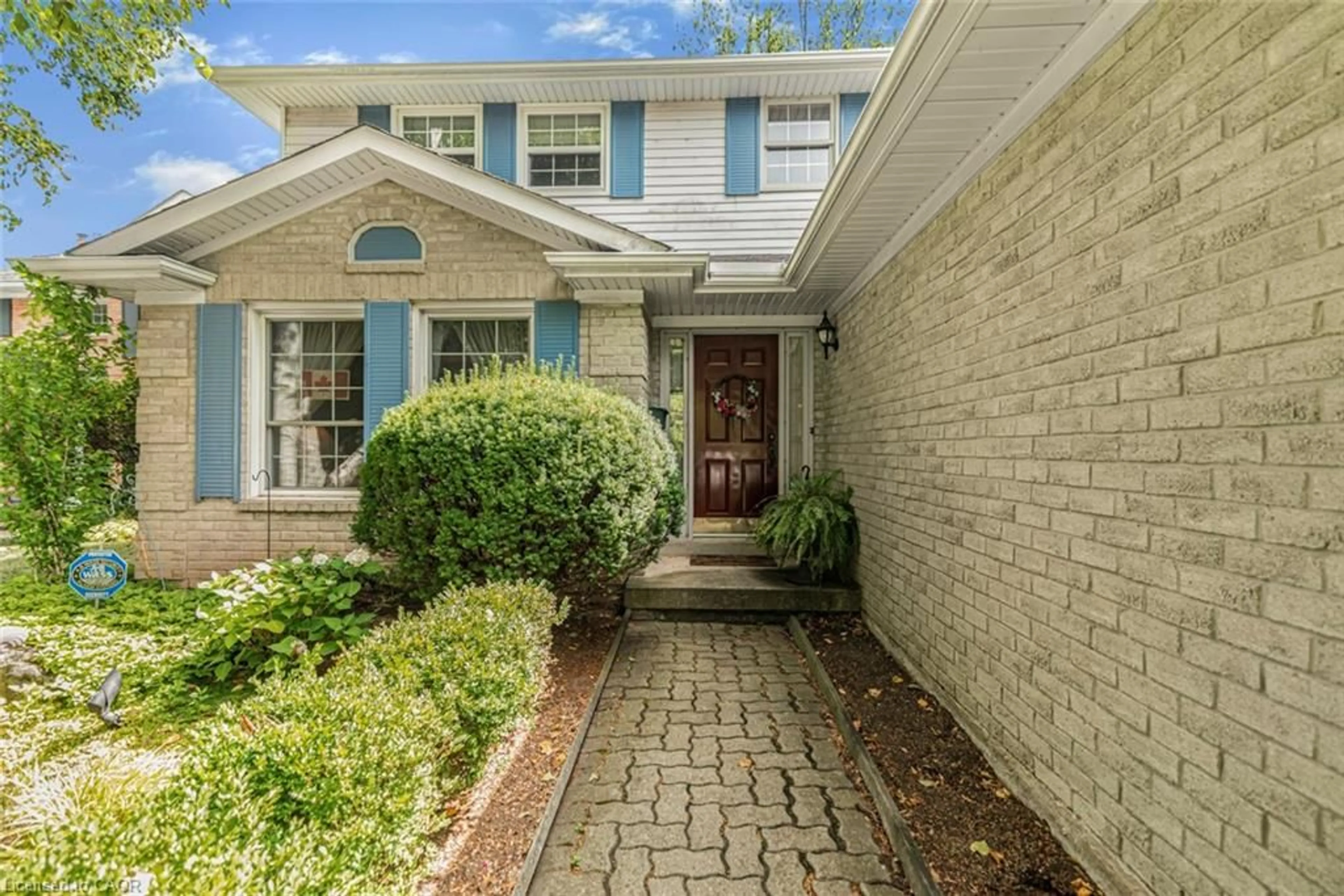 Home with brick exterior material, street for 18 Cammay Ave, Dundas Ontario L9H 6M5