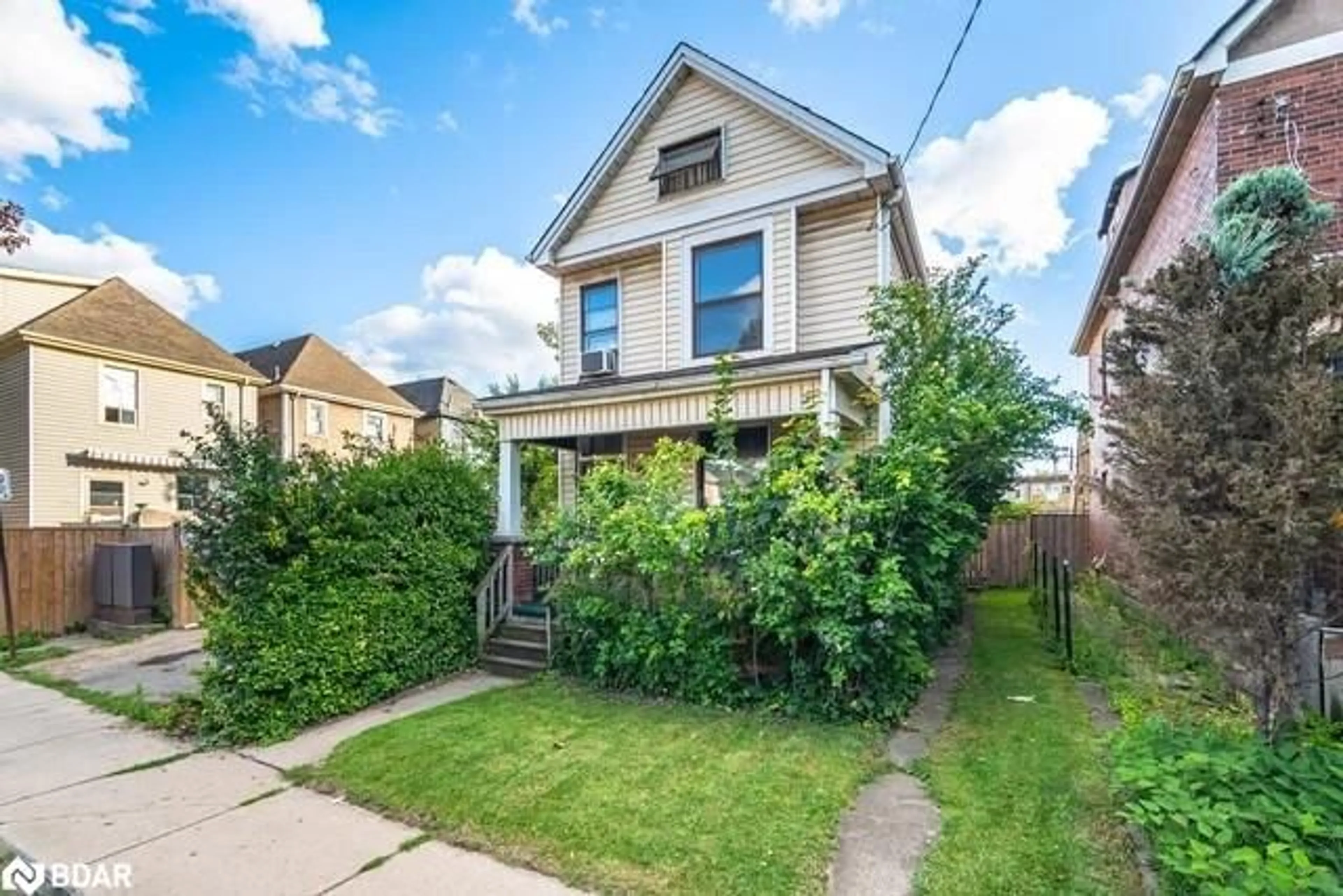 Unknown for 108 Case St, Hamilton Ontario L8L 3G9
