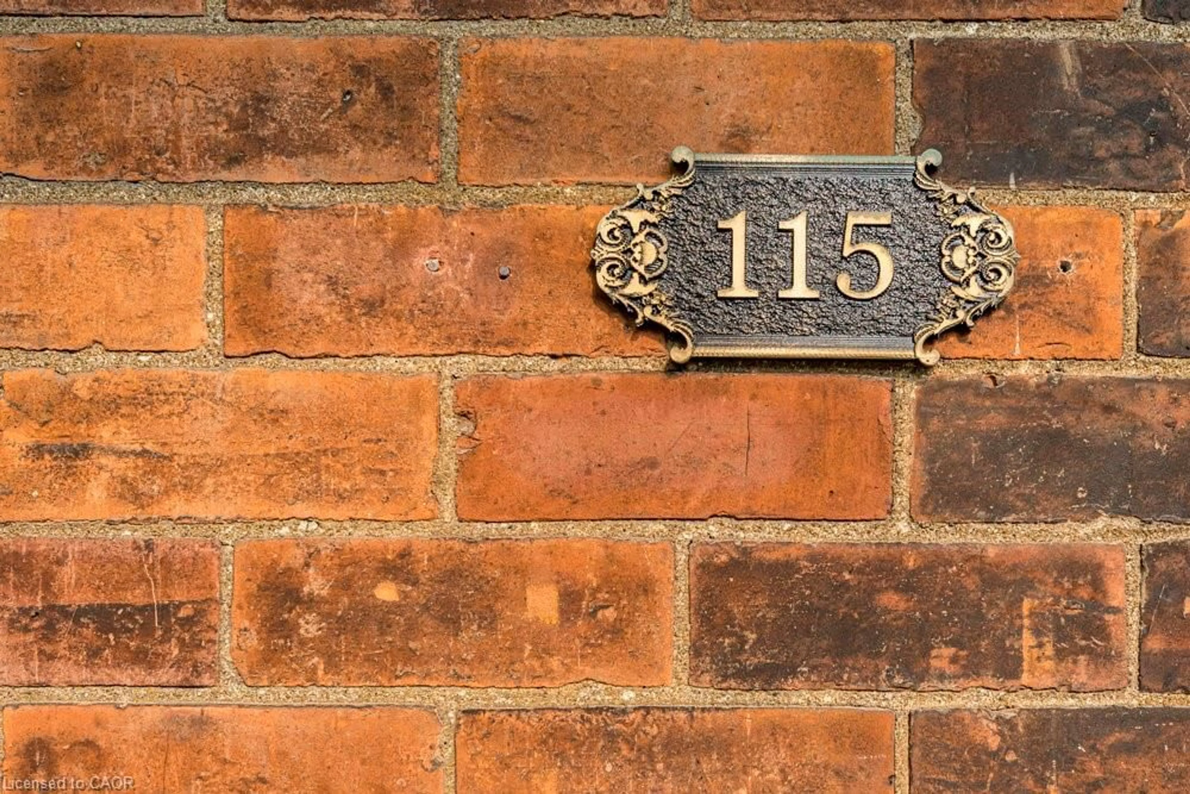Home with brick exterior material, building for 115 Locke St, Hamilton Ontario L8R 3A7