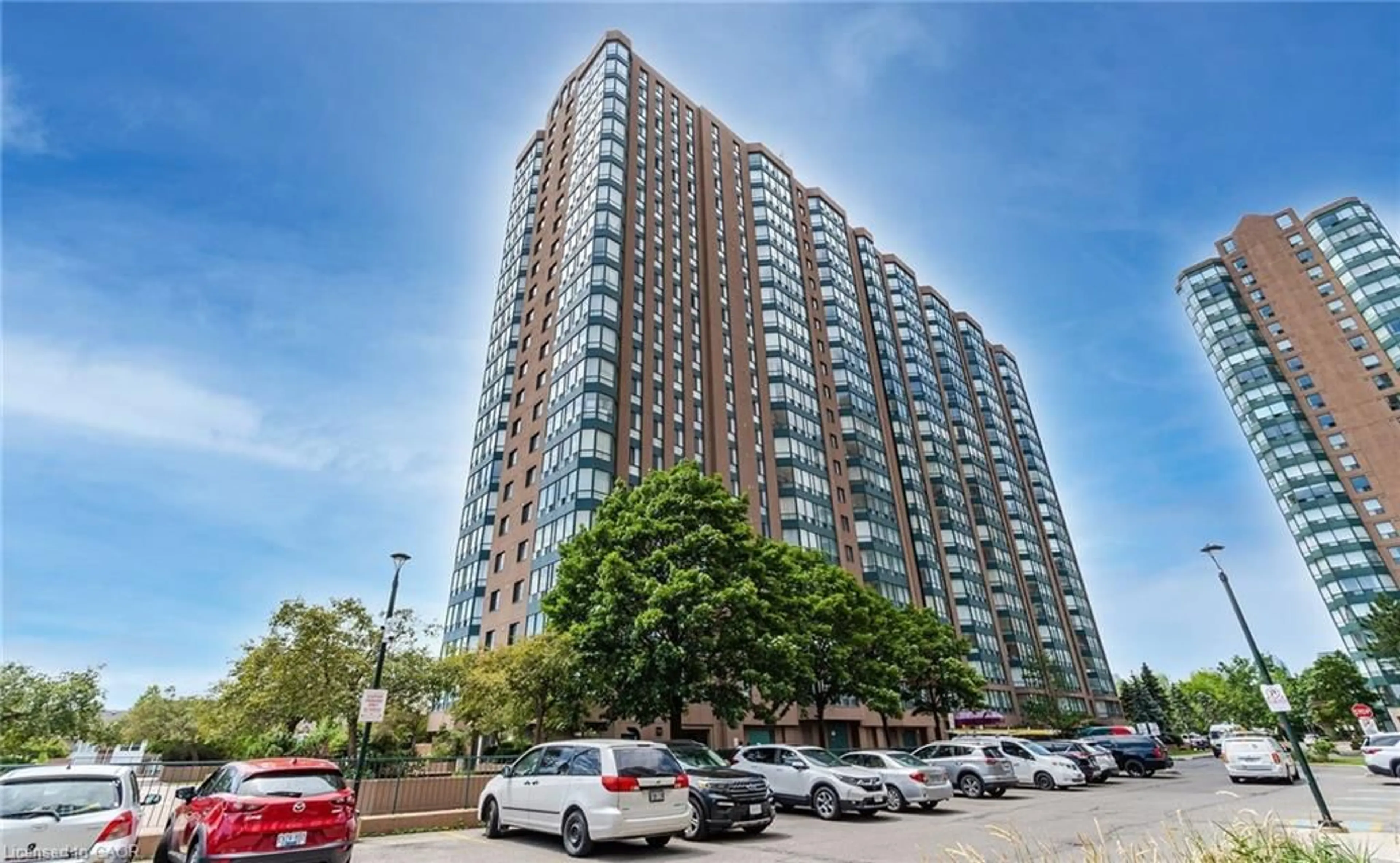 Unknown for 115 Hillcrest Ave, Mississauga Ontario L5B 3Y9