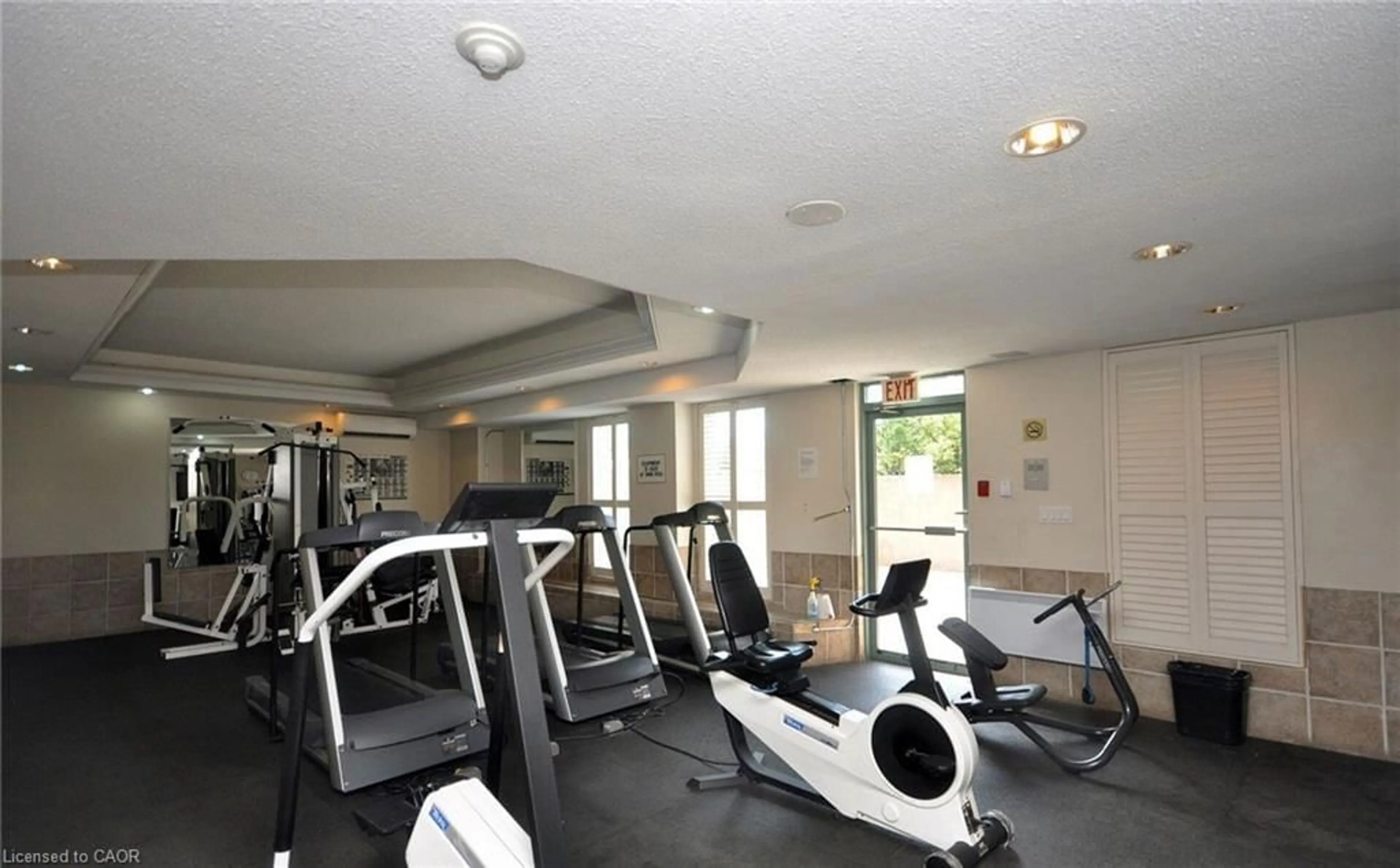 Gym or fitness room for 115 Hillcrest Ave, Mississauga Ontario L5B 3Y9
