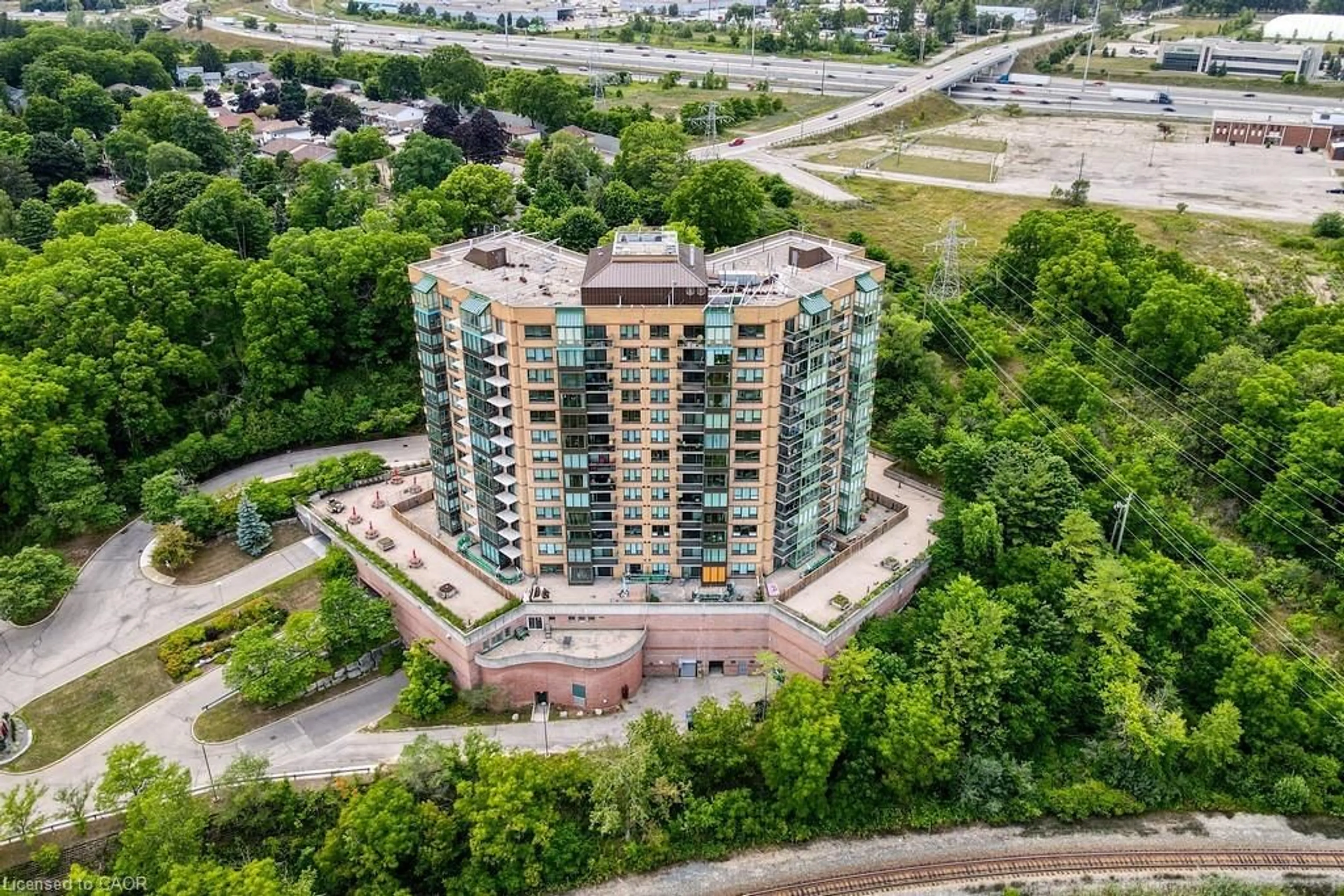 A pic from outside/outdoor area/front of a property/back of a property/a pic from drone, city buildings view from balcony for 237 King St #1004, Cambridge Ontario N3H 5L2