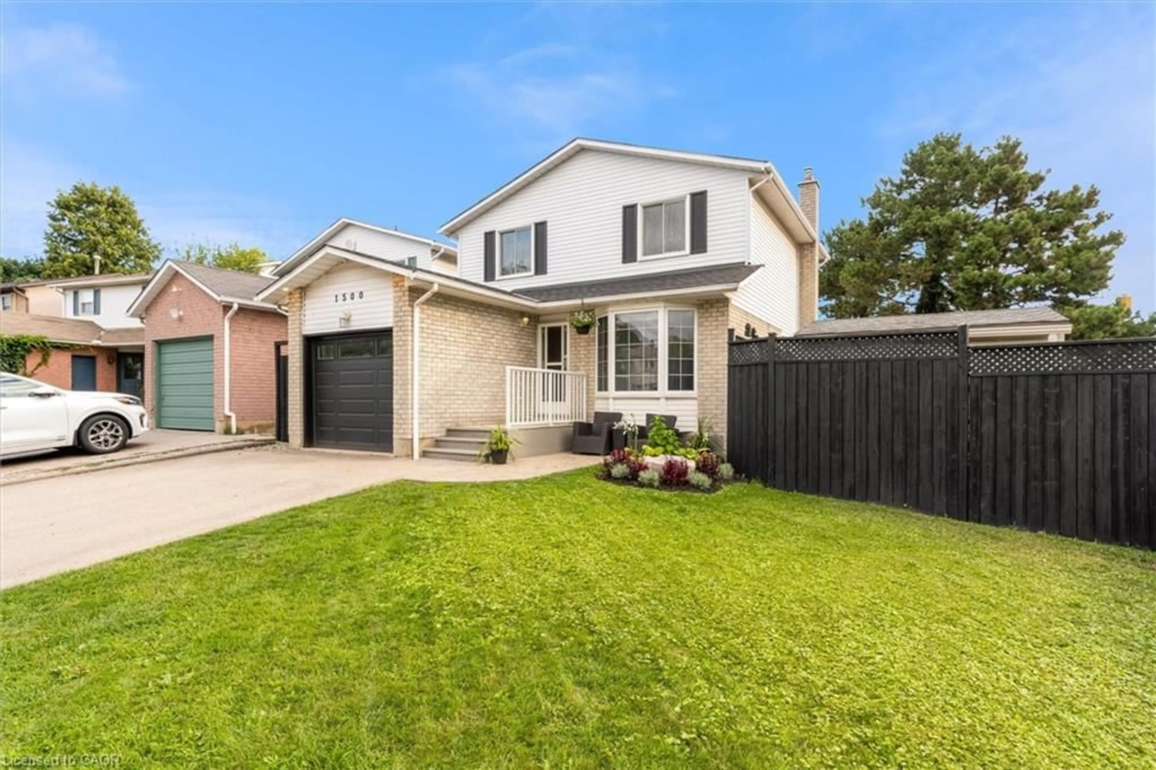 Unknown for 1500 Riley Ave, Burlington Ontario L7M 3C1