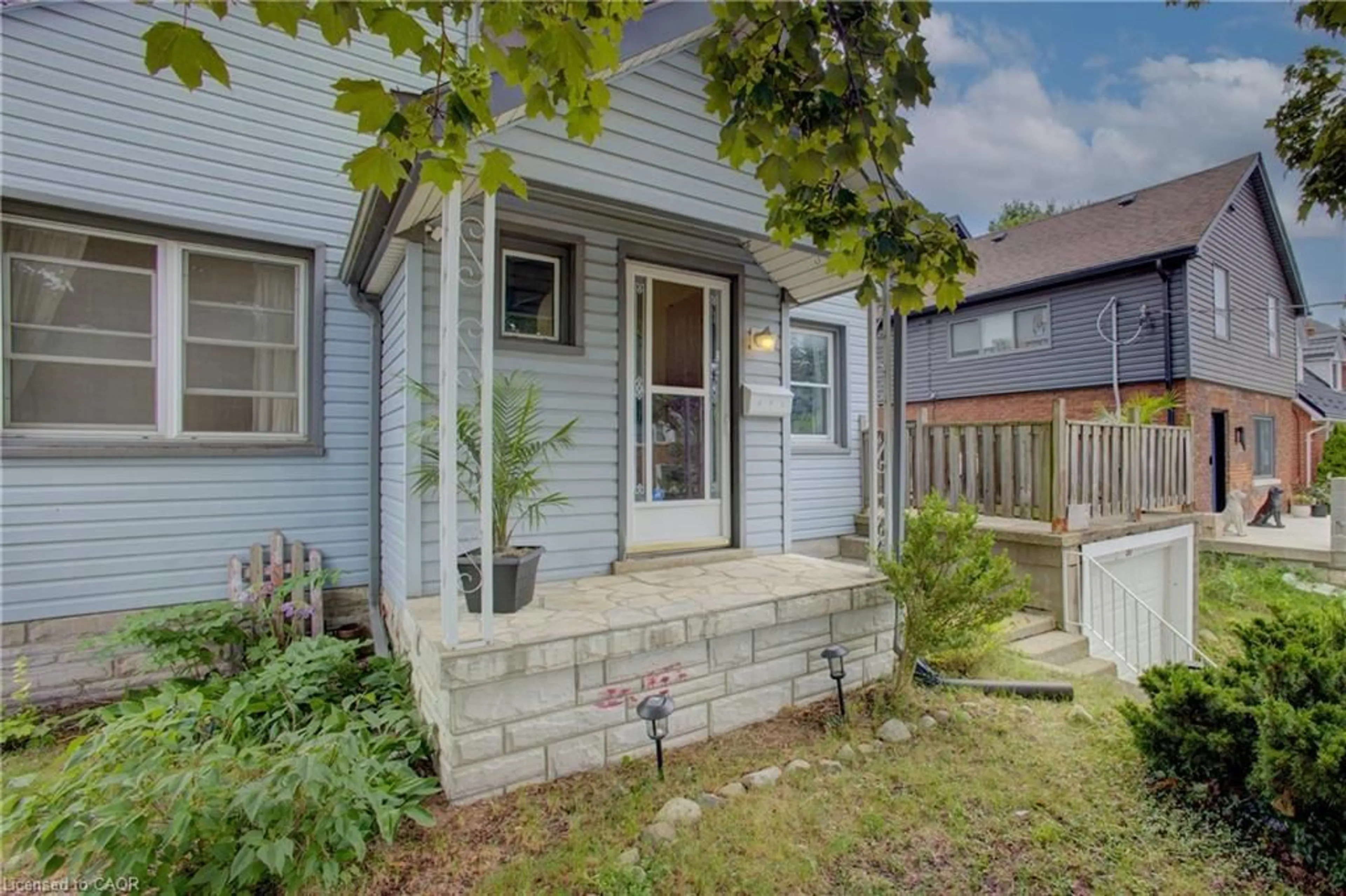 Unknown for 20 Dunham Ave, Kitchener Ontario N2H 2A1