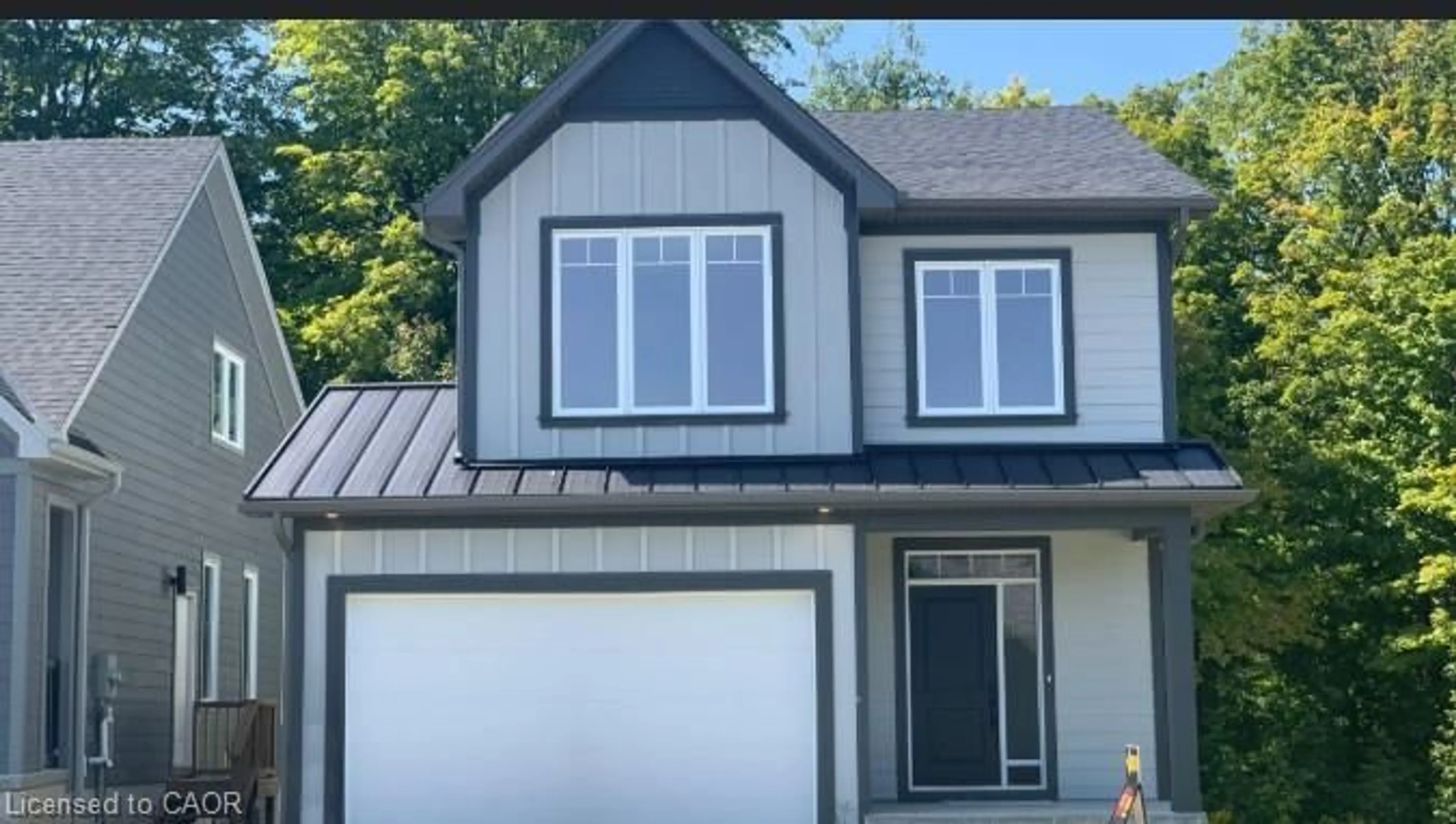 Home with vinyl exterior material, street for 73 Julie Cres, London Ontario N5X 3X4