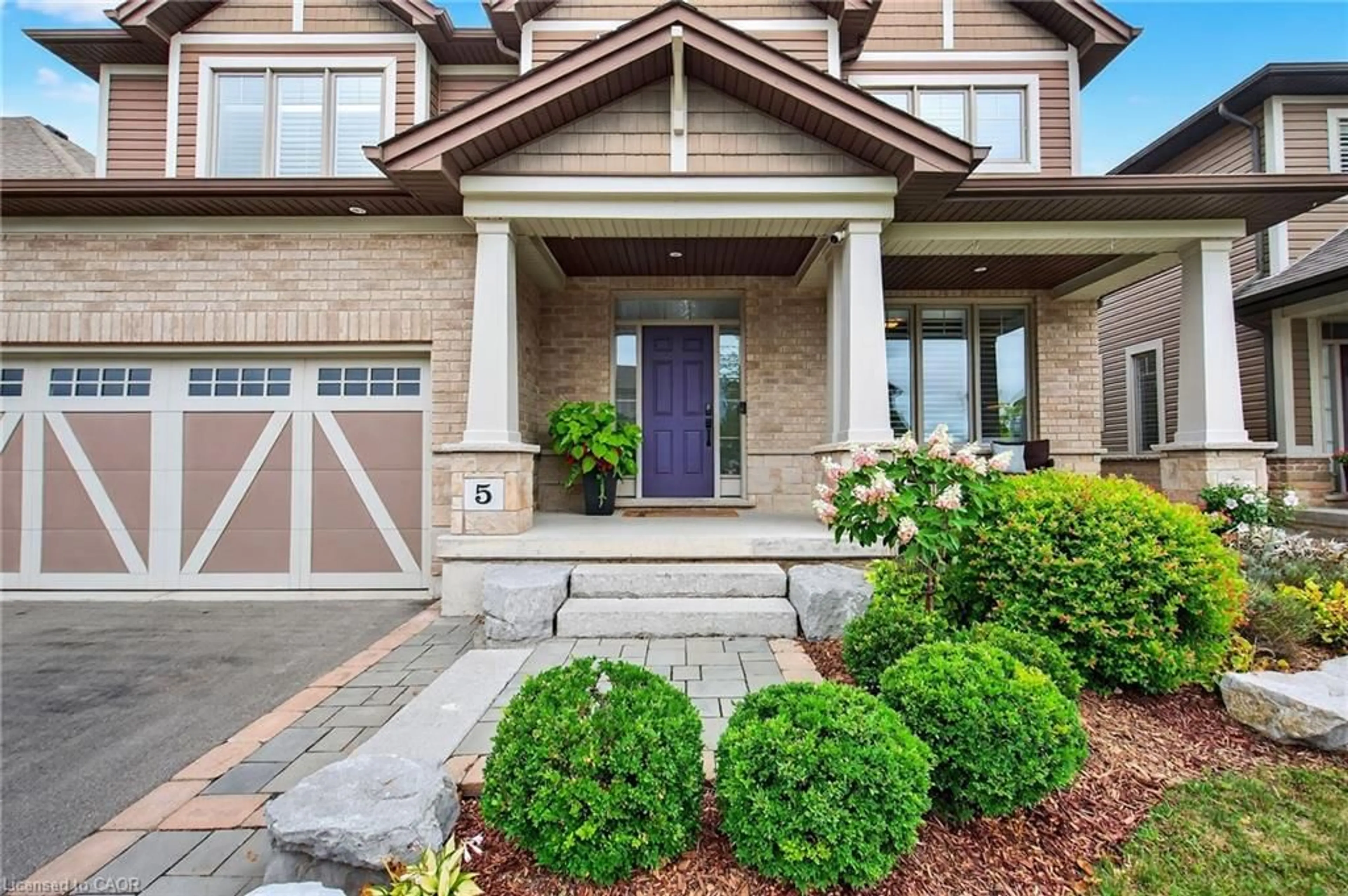 Home with brick exterior material, street for 5 Gateway Ave, Smithville Ontario L0R 2A0