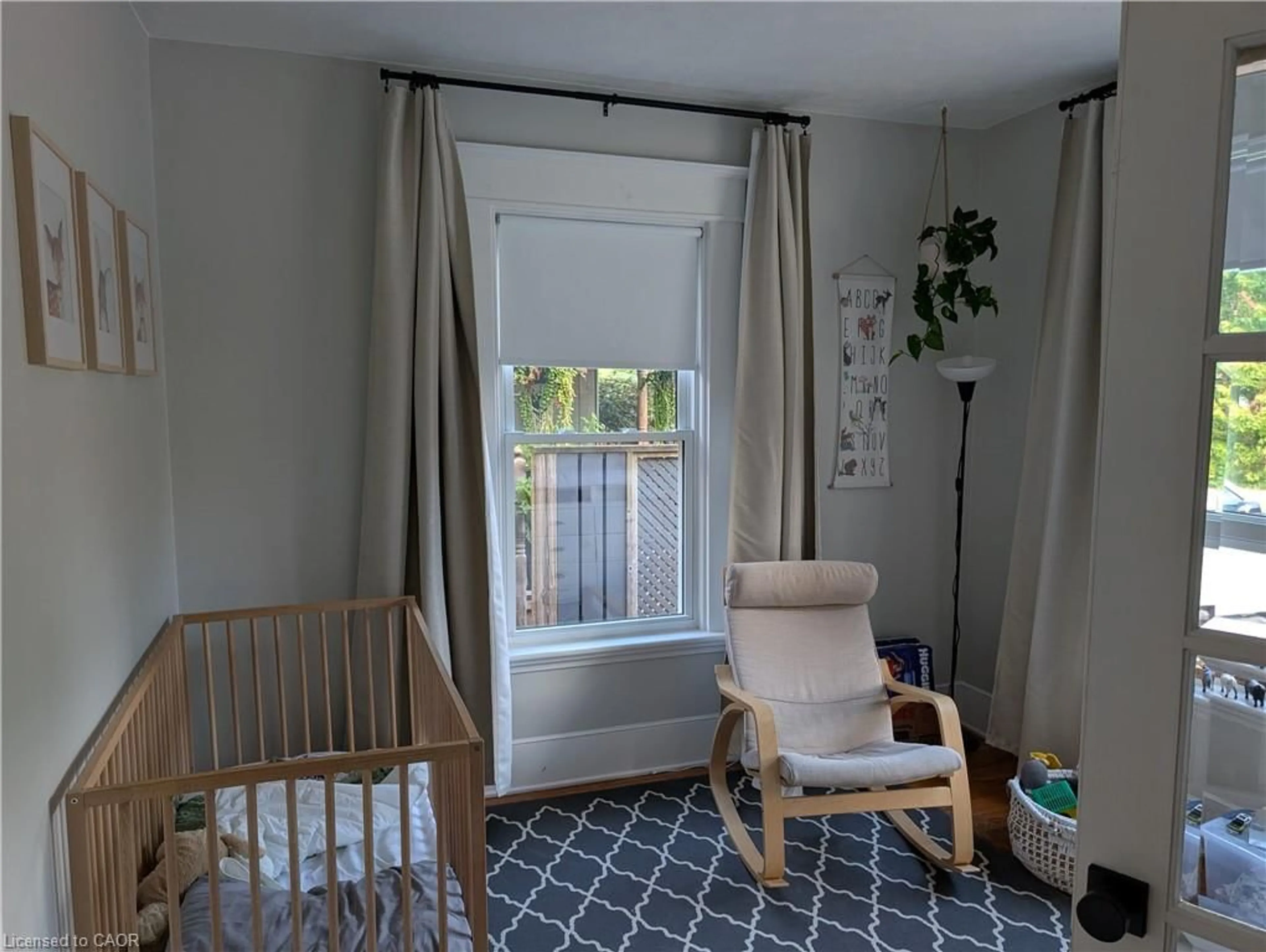 A pic of a room for 86 Park Ave, Brantford Ontario N3S 5H6
