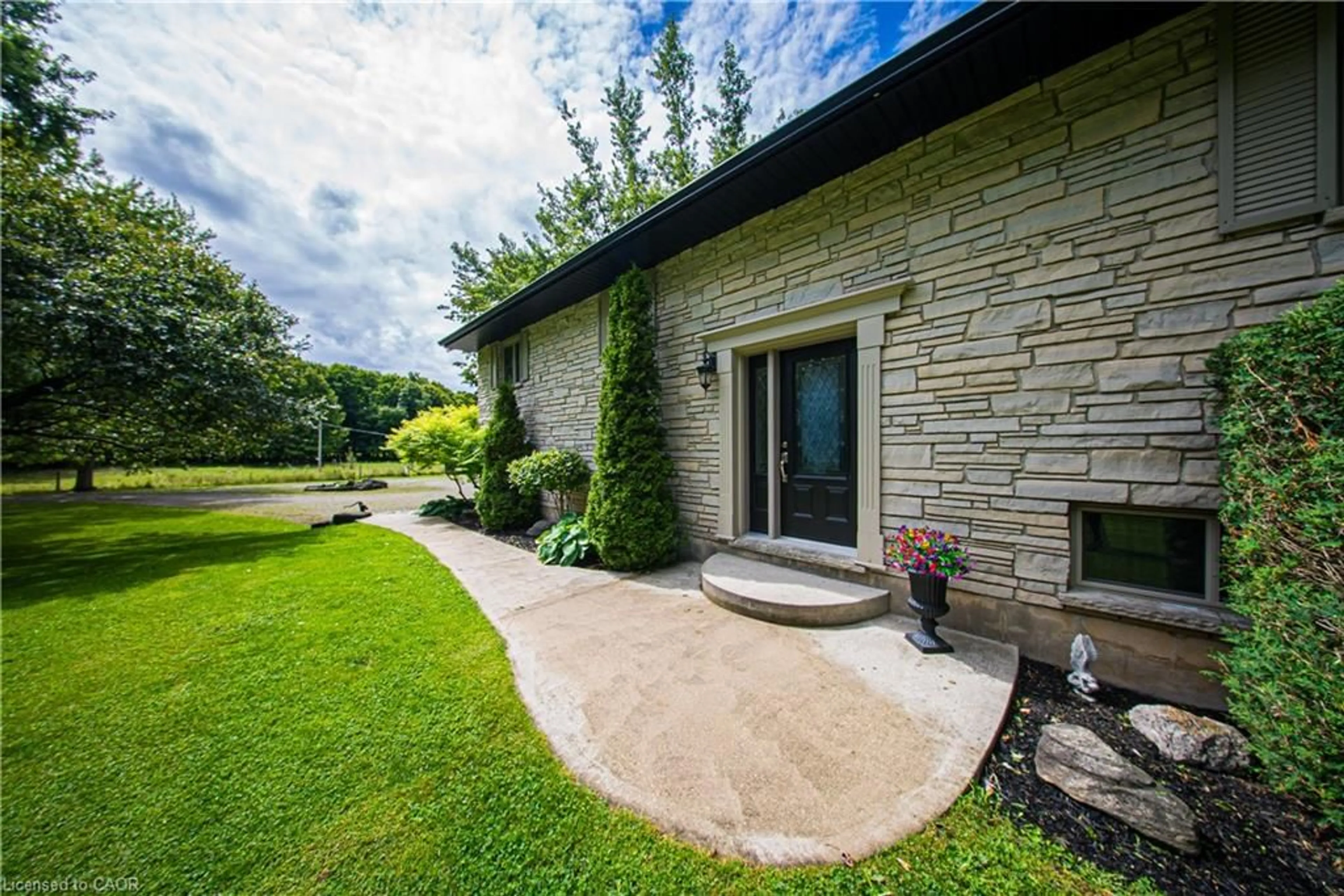 Patio, unknown for 070408 Zion Church Rd, Grey Ontario N0H 2T0
