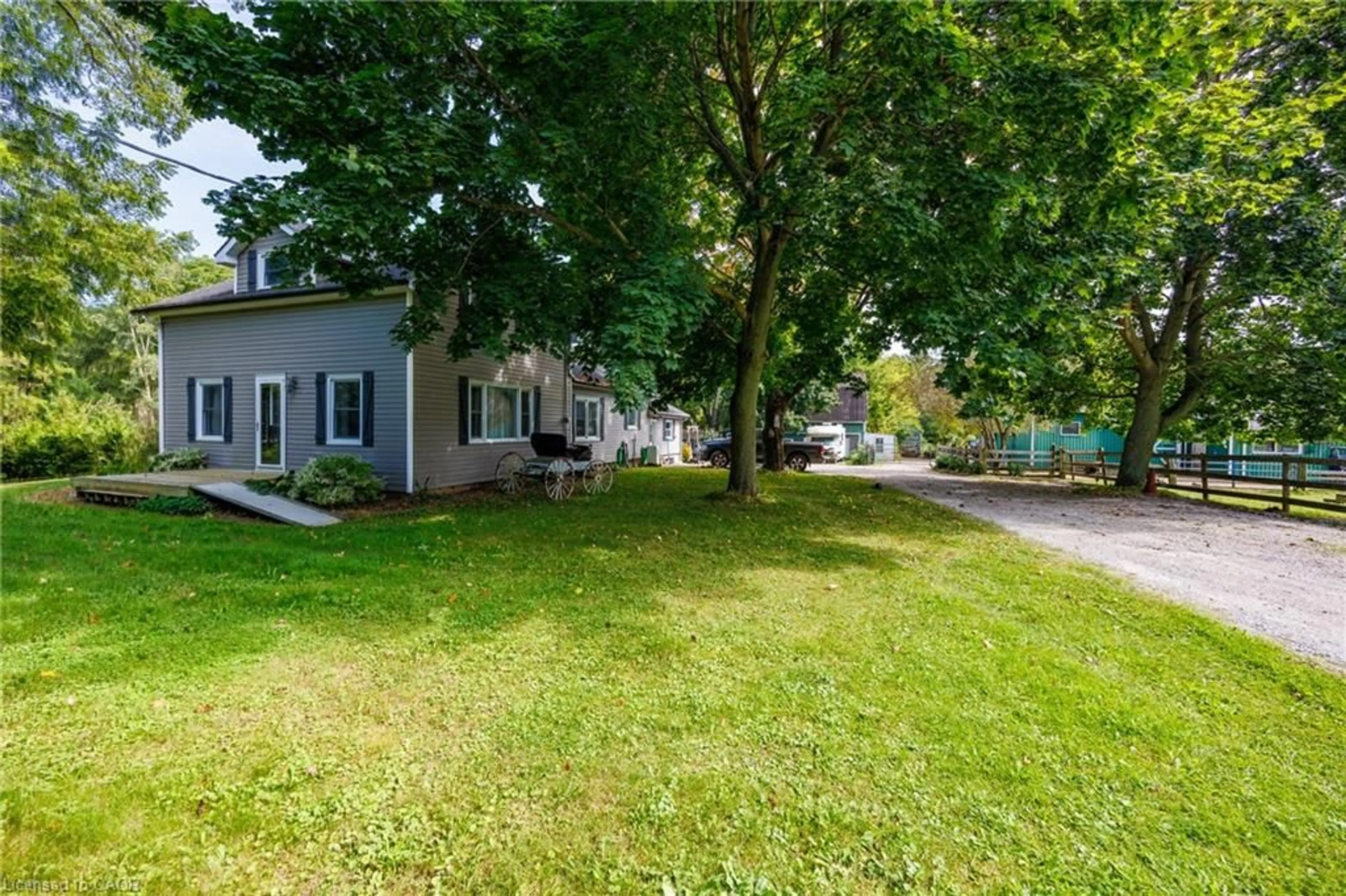 A pic from outside/outdoor area/front of a property/back of a property/a pic from drone, street for 1666 Old Brock St, Vittoria Ontario N0E 1W0