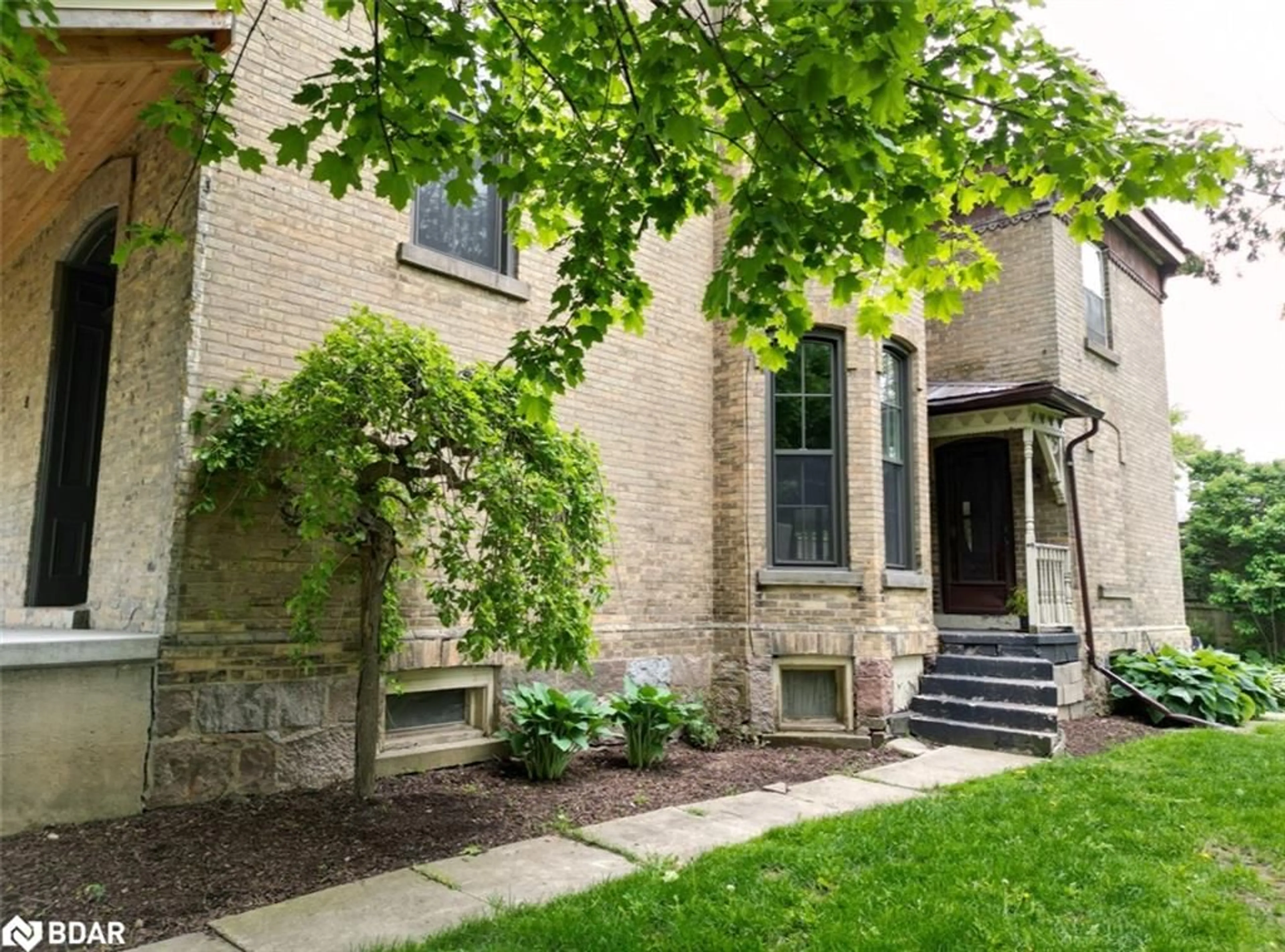 Home with brick exterior material, street for 150 Wellington St, Mount Forest Ontario N0G 2L2