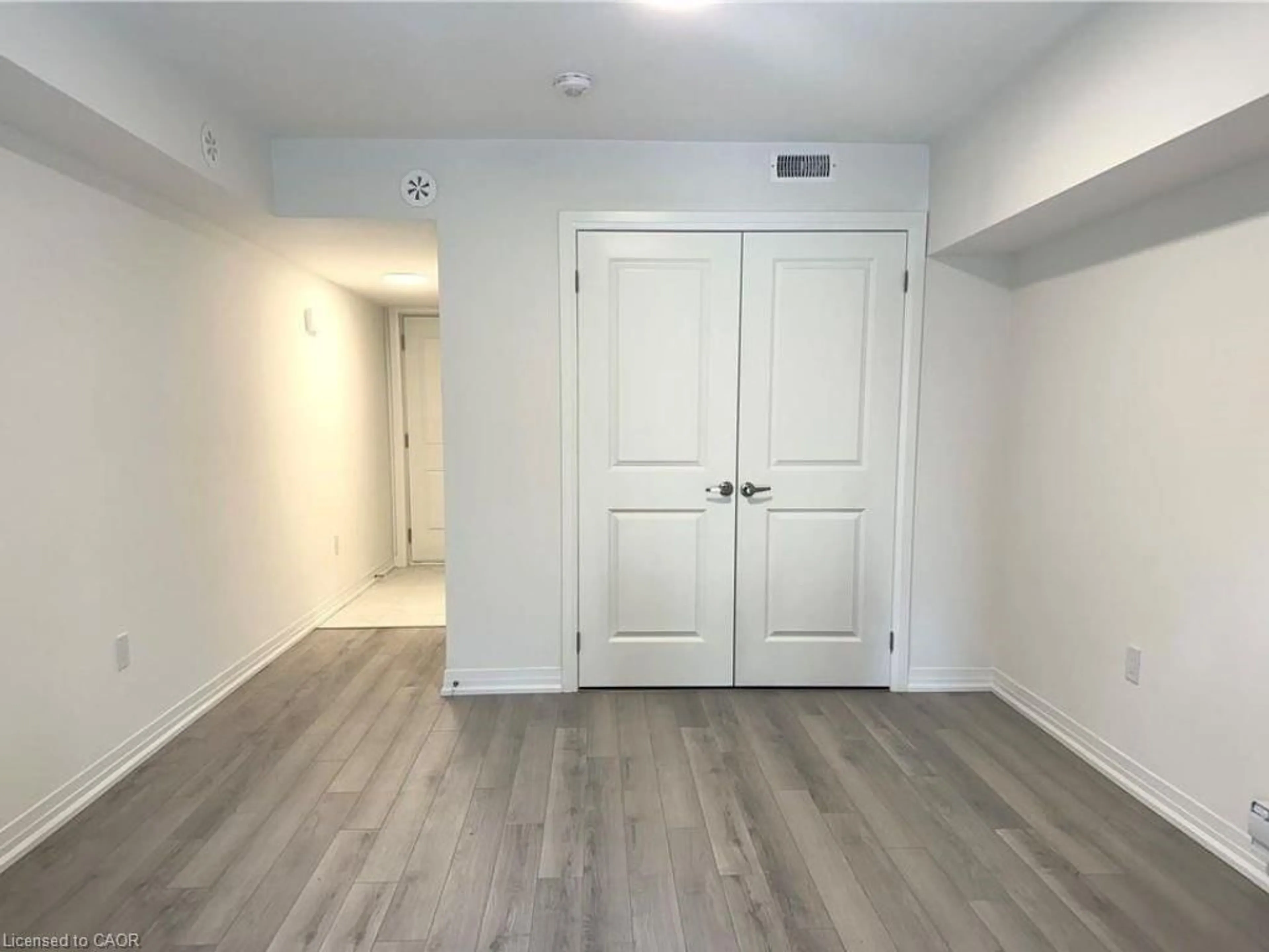 A pic of a room for 34 Sidney Rose Common, St. Catharines Ontario L2T 0B3