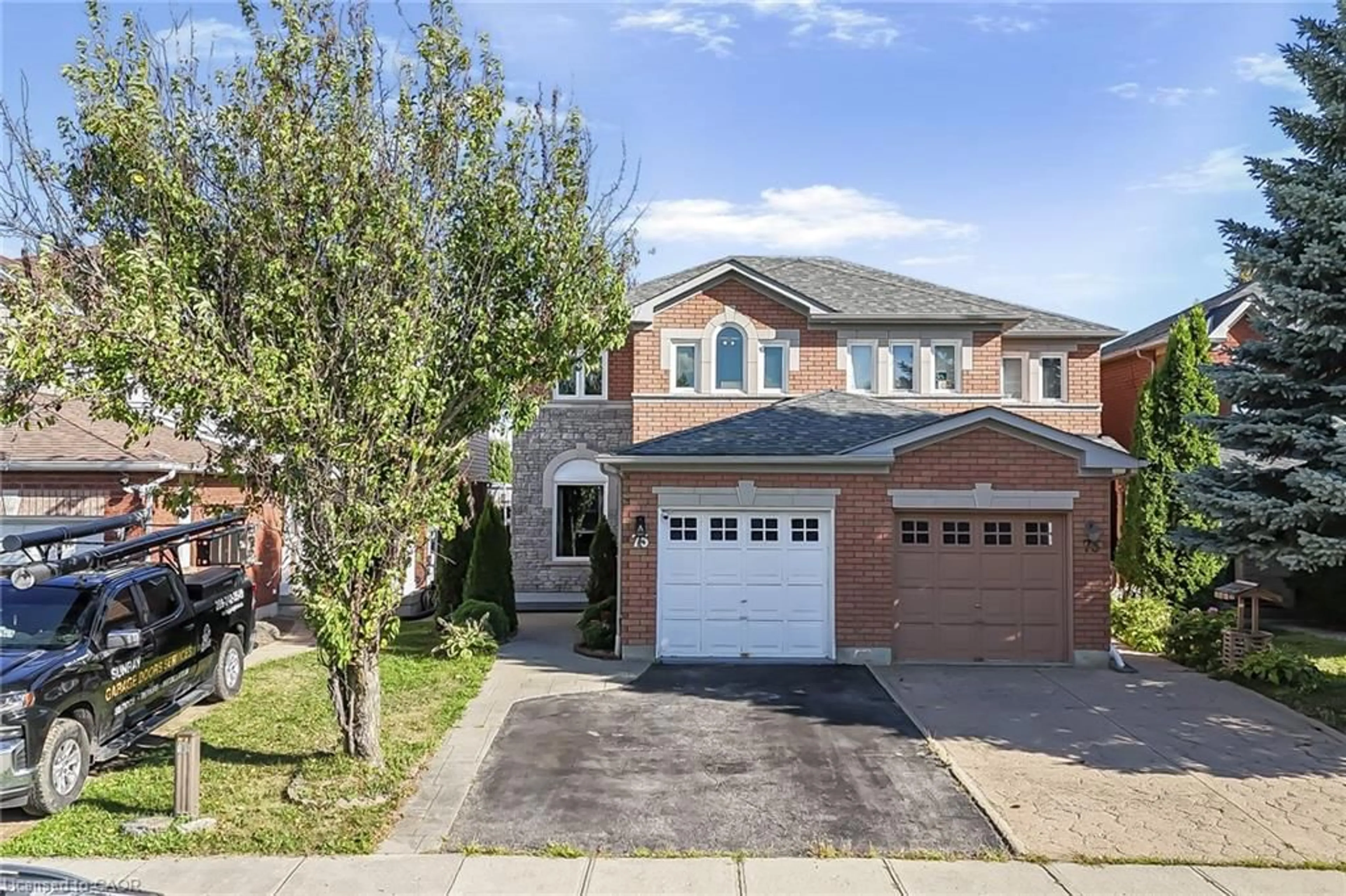 Home with brick exterior material, street for 75 Stonecairn Dr, Cambridge Ontario N1T 1W3