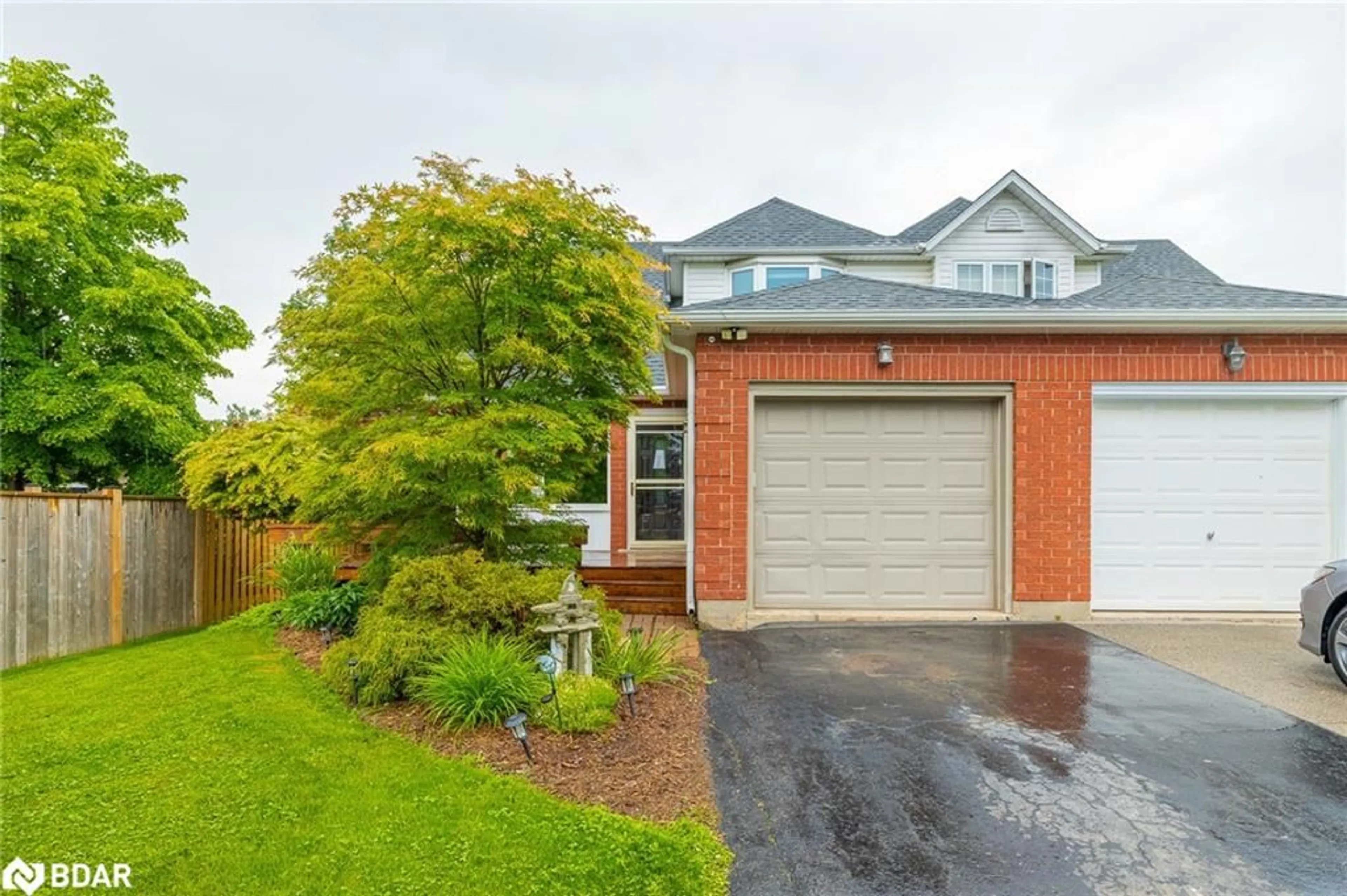 Home with brick exterior material, street for 5191 Mulberry Dr, Beamsville Ontario L3J 0J6