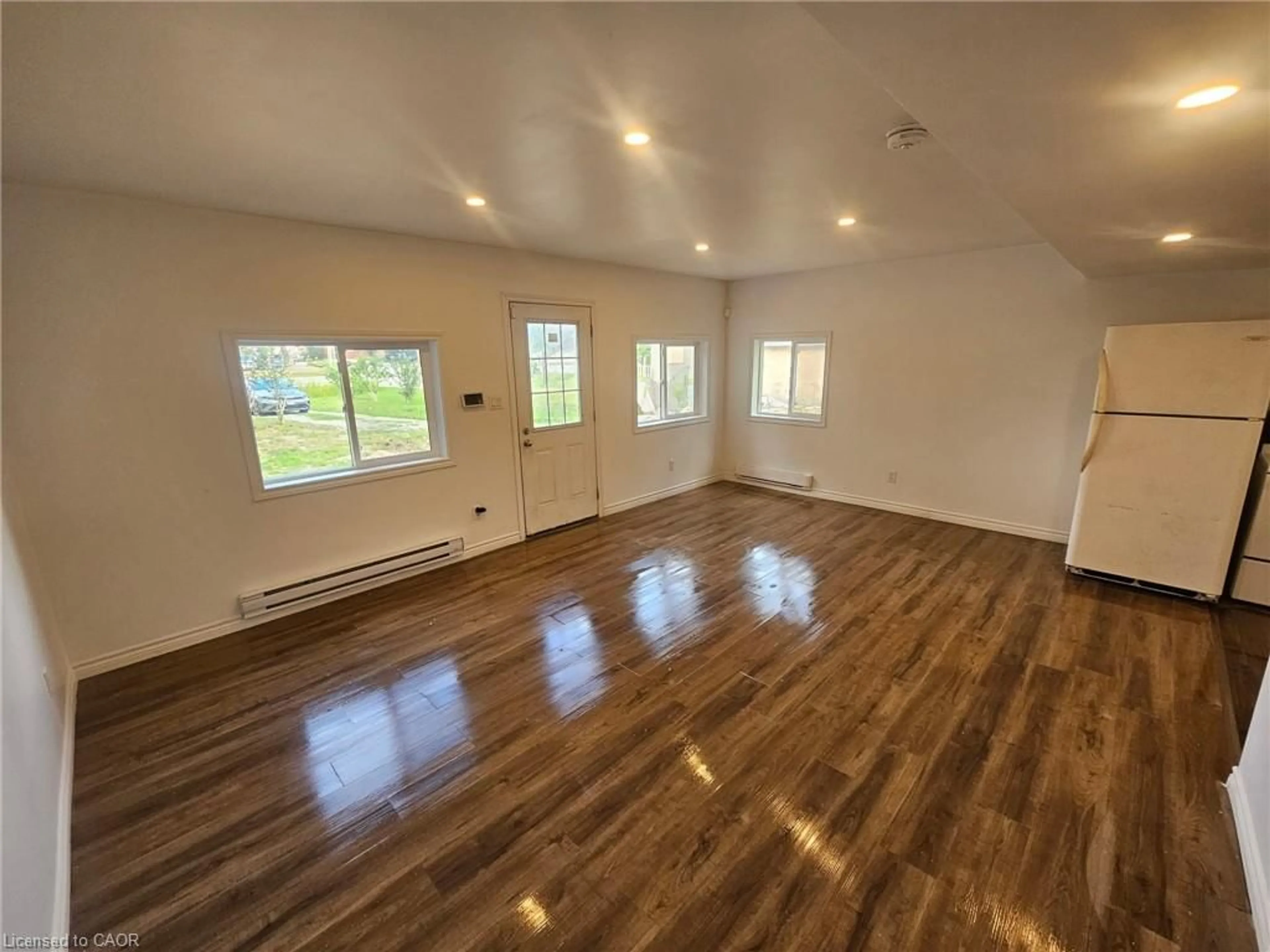 A pic of a room for 502 Main St E St, Dunnville Ontario N1A 1K5