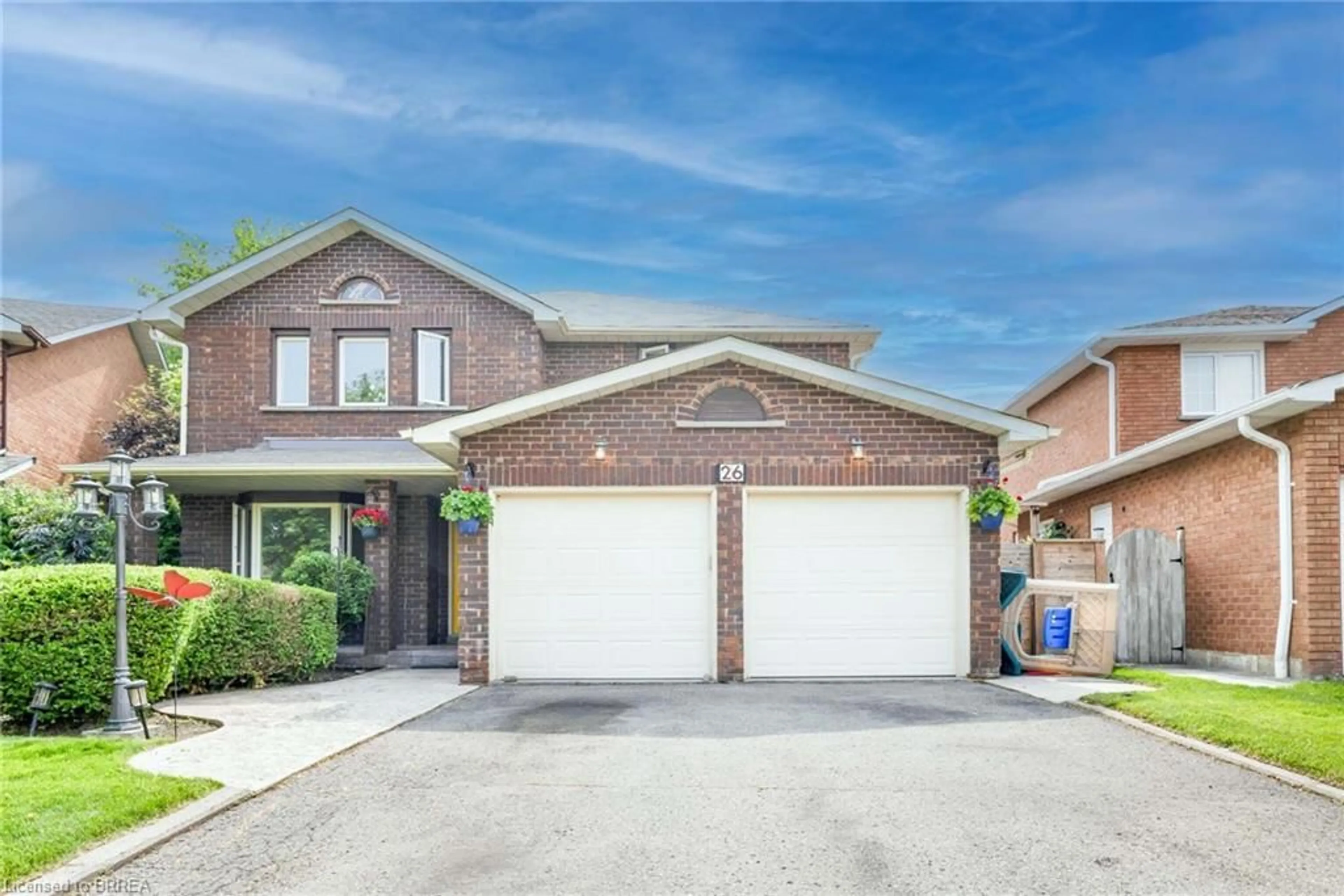 Home with brick exterior material, street for 26 Dundalk Cres, Brampton Ontario L6Z 2V2