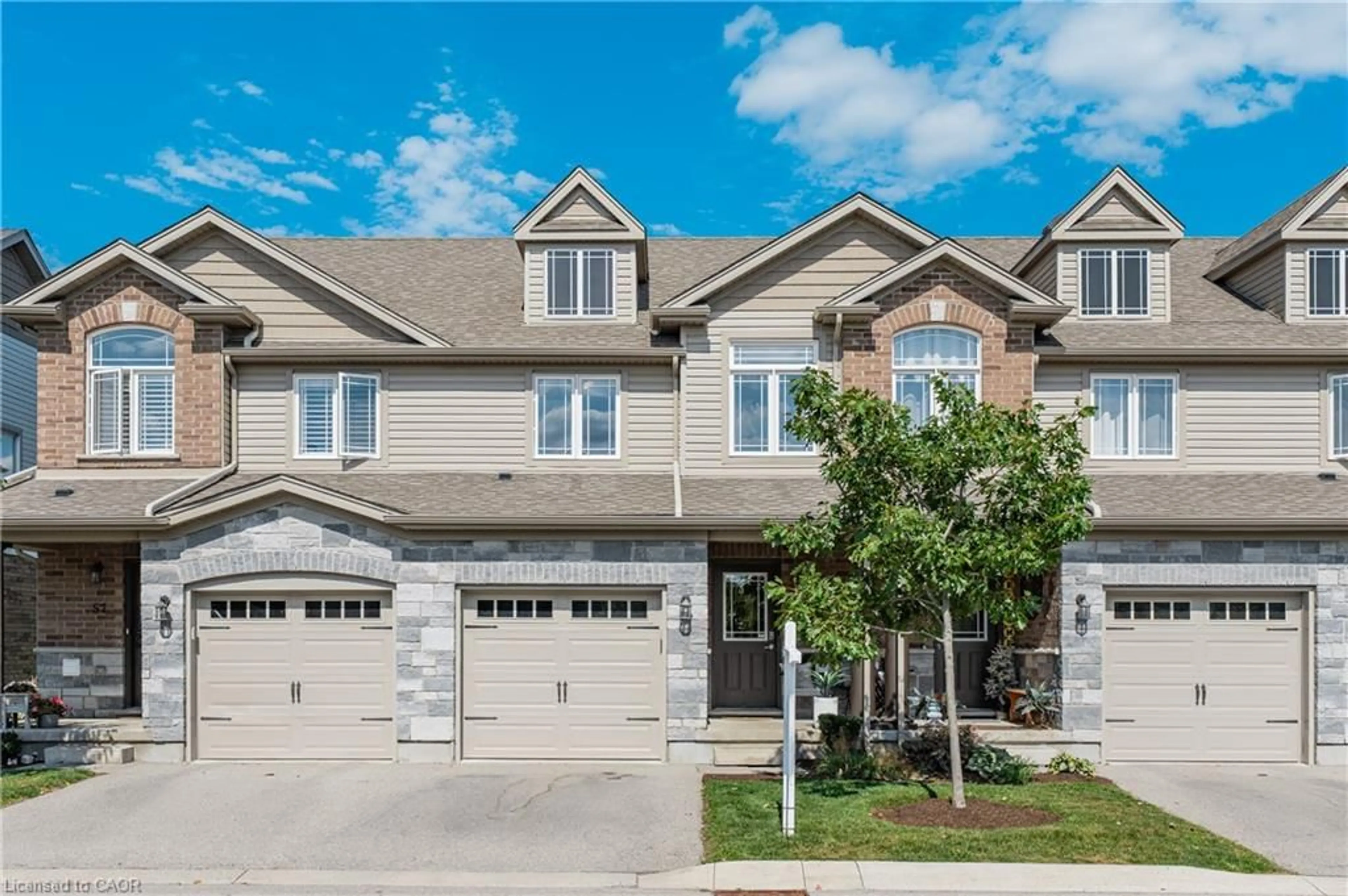 Home with brick exterior material, street for 59 Westminister Cres, Fergus Ontario N1M 0C4