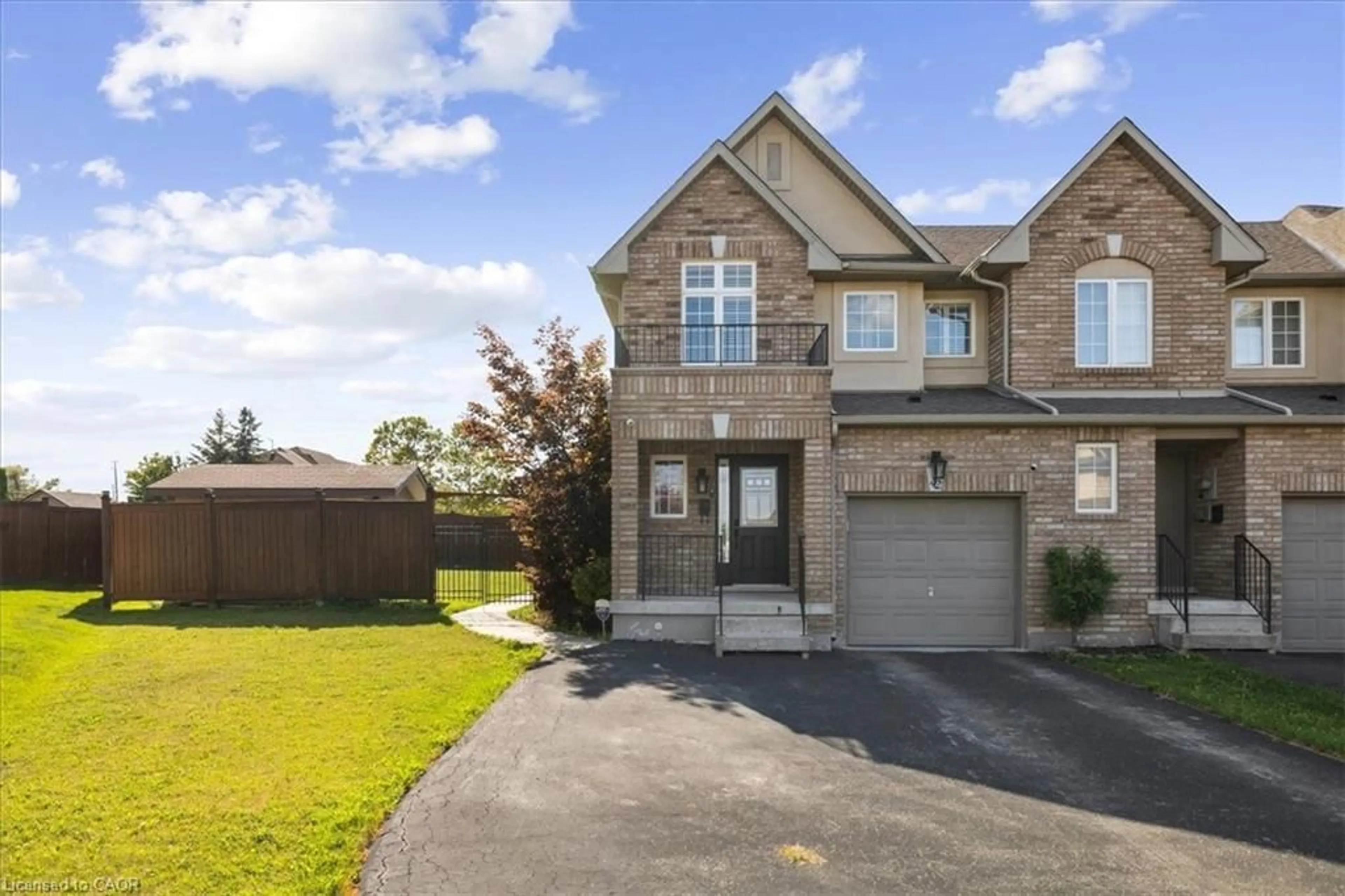 Home with brick exterior material, street for 42 Meadow Wood Cres, Stoney Creek Ontario L8J 3Z8
