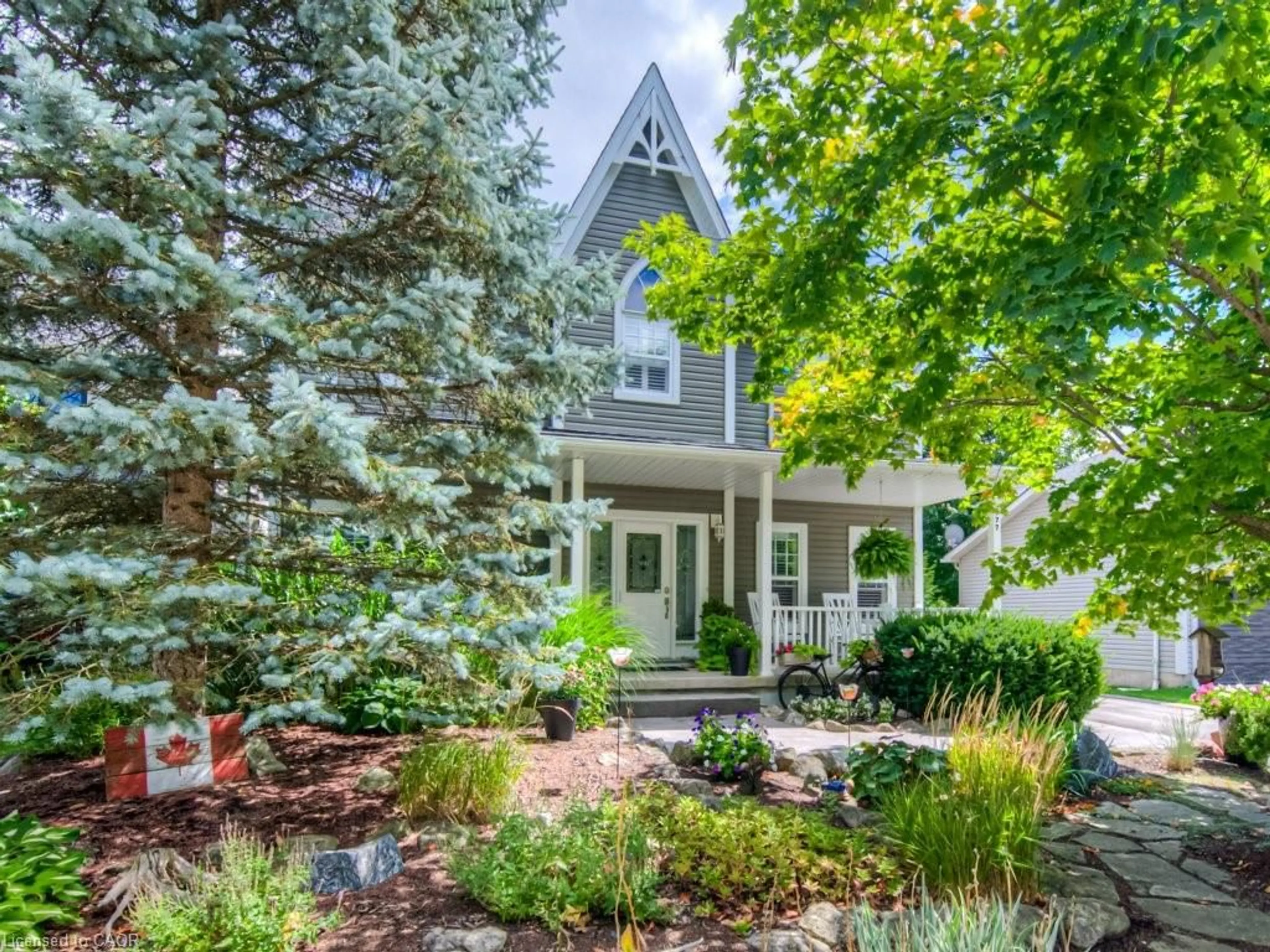 Home with vinyl exterior material, street for 177 Old Maple Blvd, Rockwood Ontario N0B 2K0