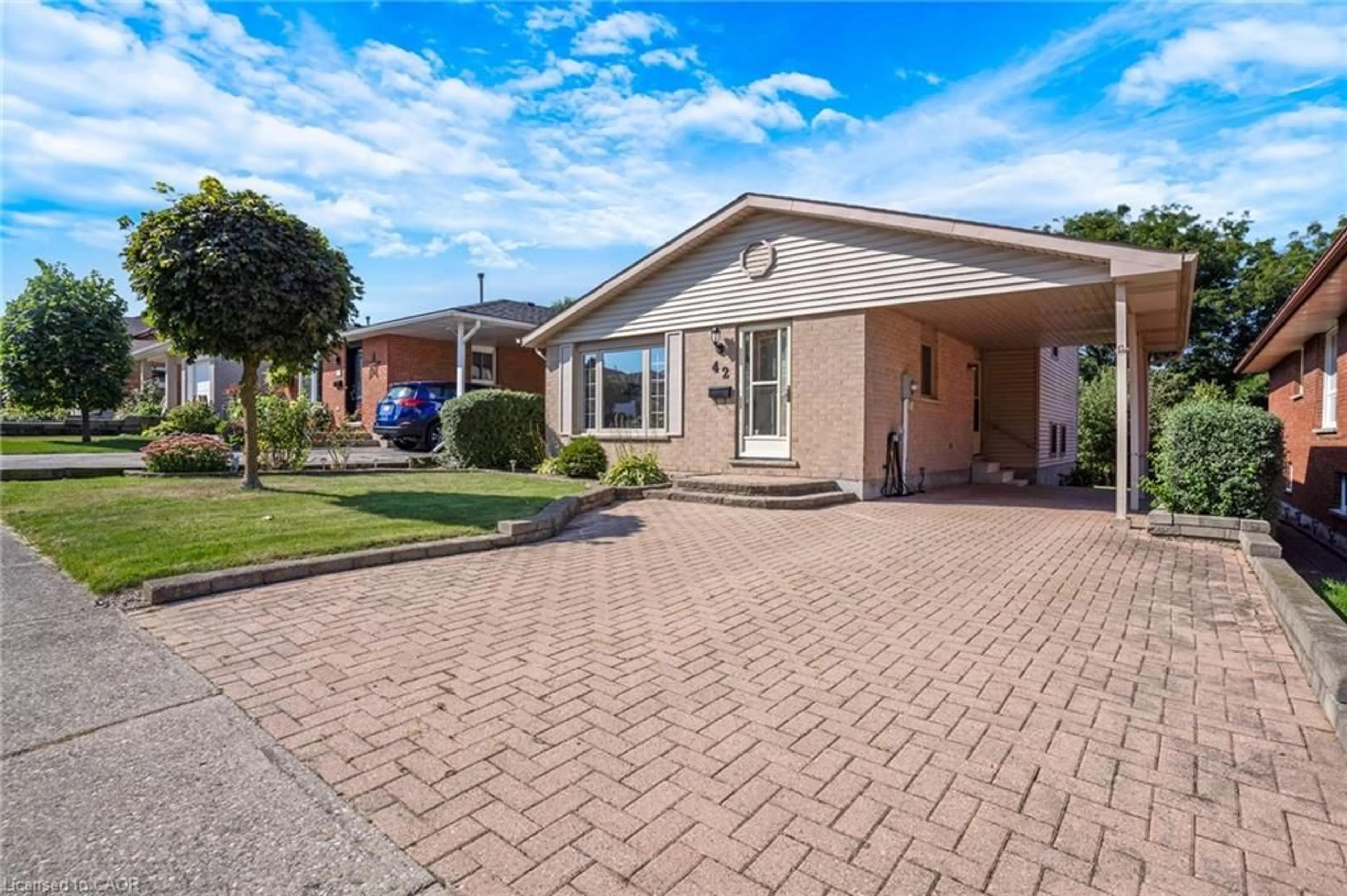 Unknown for 42 Parker Dr, Cambridge Ontario N1R 7S2