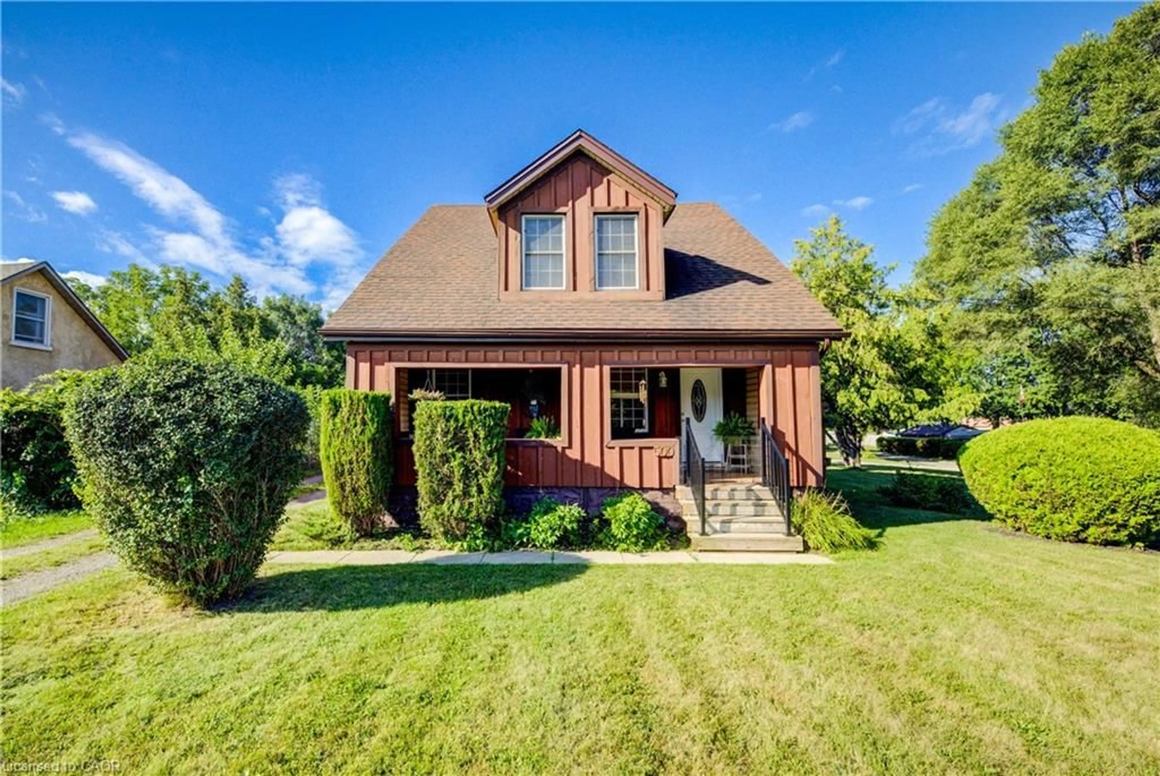 Home with brick exterior material, street for 500 Dundas St, Cambridge Ontario N1R 5R9