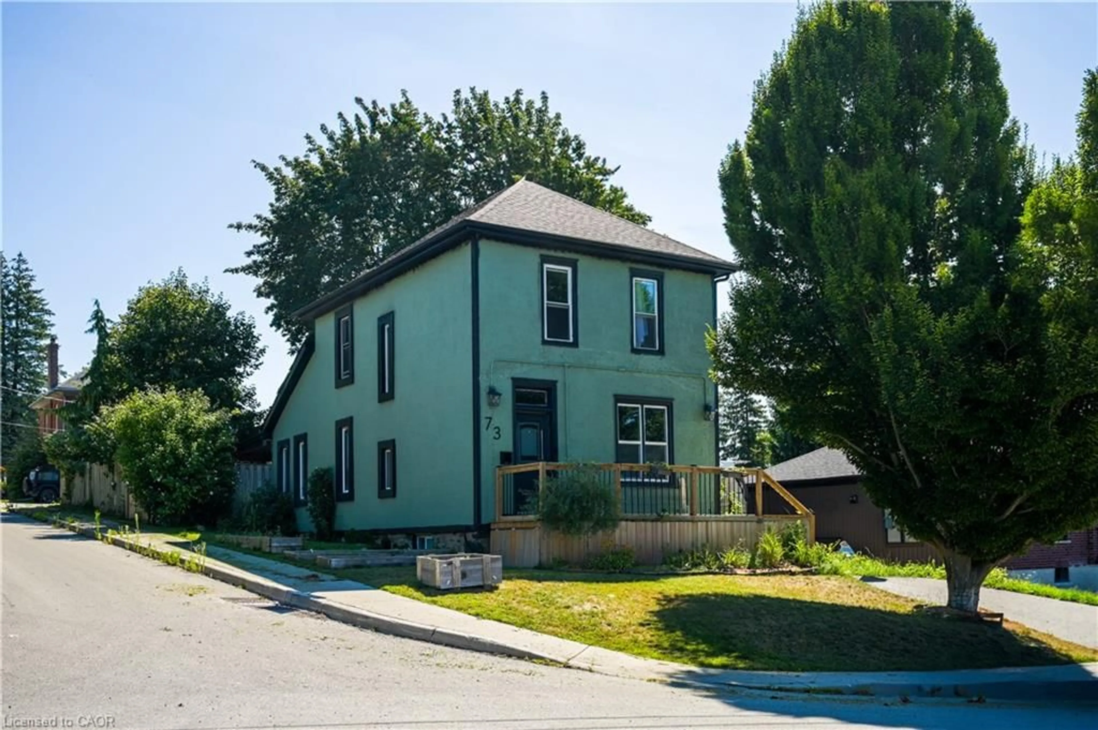 Home with vinyl exterior material, street for 73 Brock Street St, Woodstock Ontario N4S 3B7