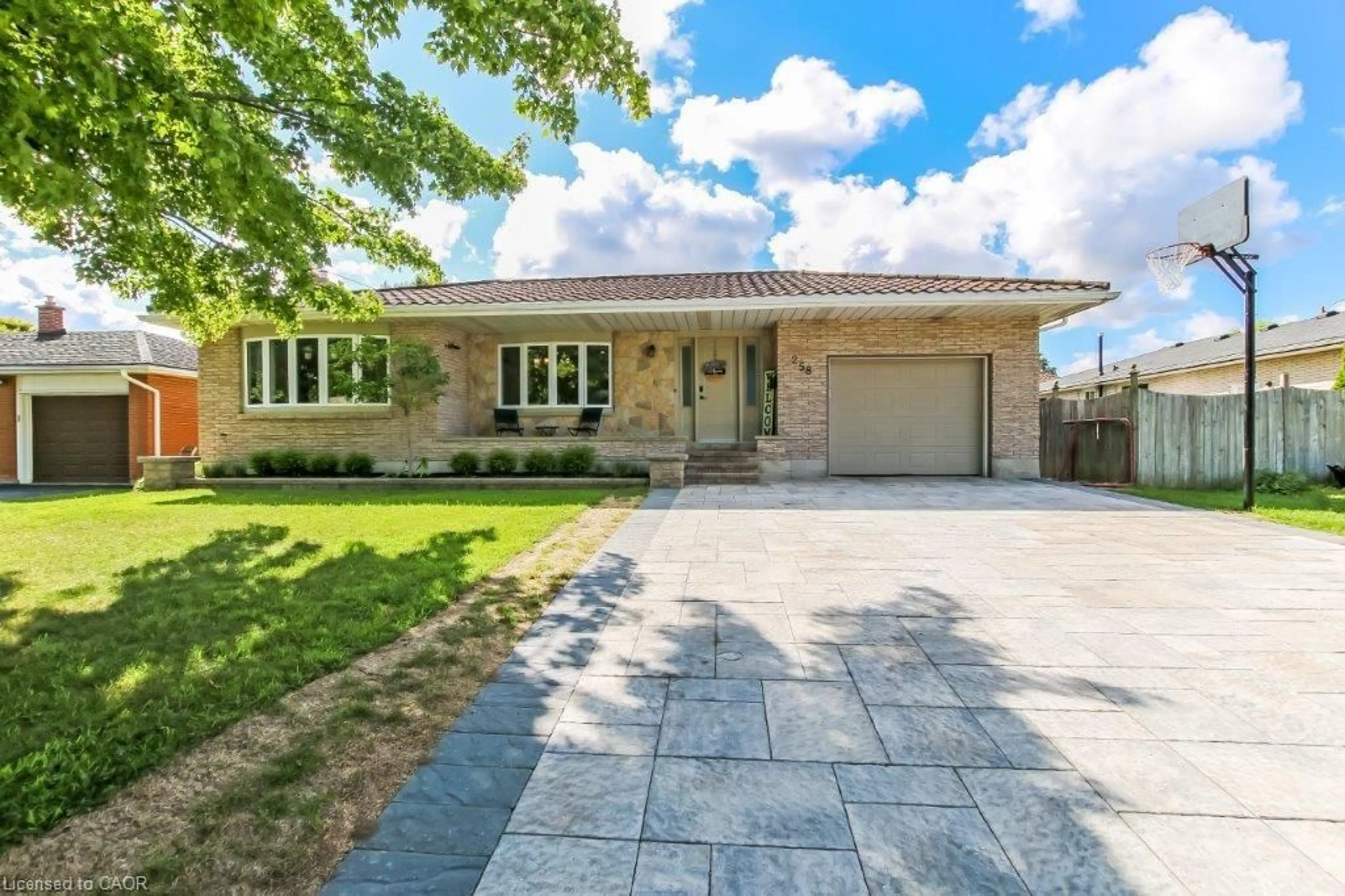 Home with brick exterior material, street for 258 Adams Ave, Delhi Ontario N4B 2Y5