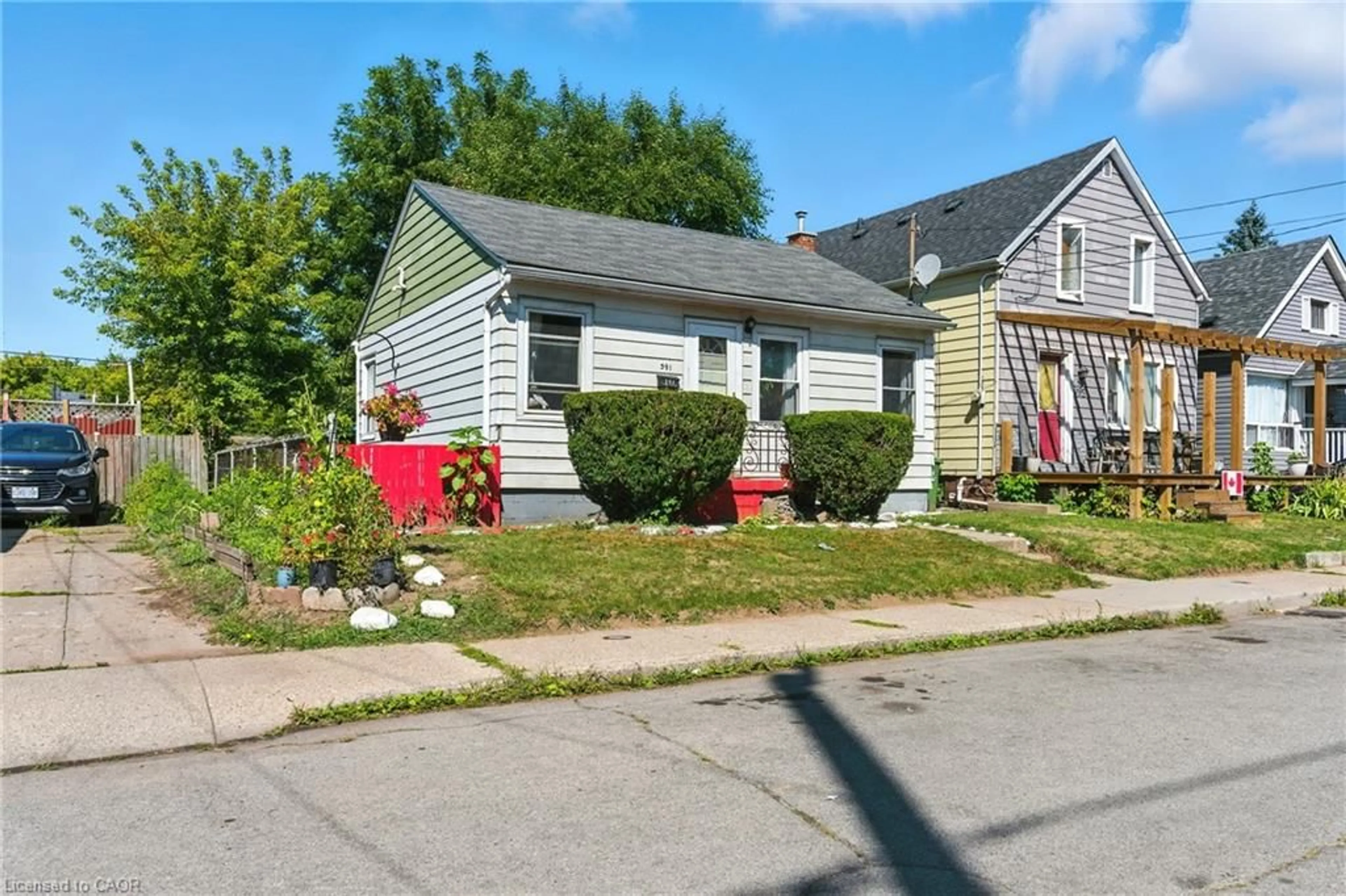 Unknown for 391 Fairfield Ave, Hamilton Ontario L8H 5J1