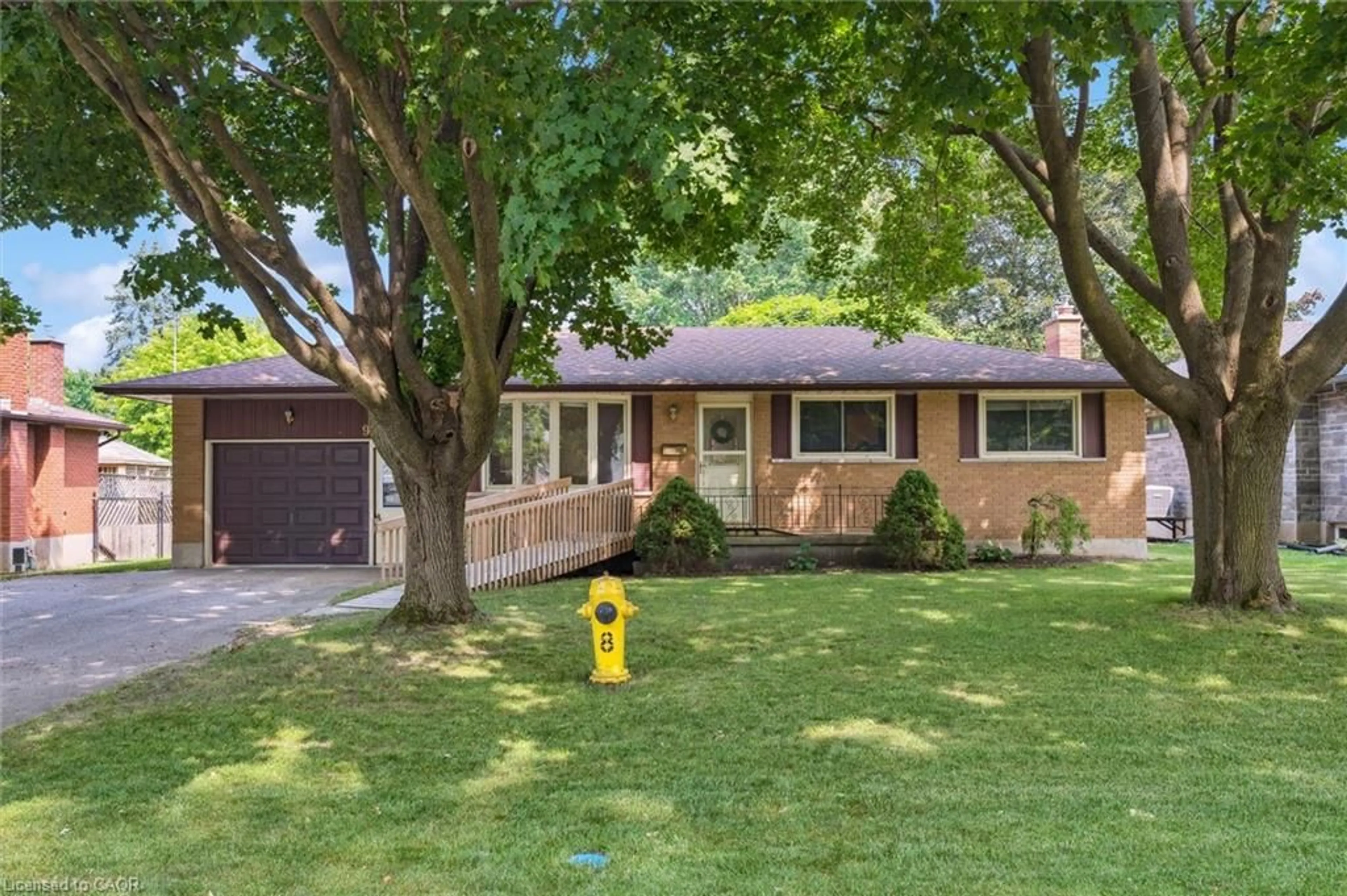 Home with brick exterior material, street for 9 Robin Dr, Elmira Ontario N3B 1W9