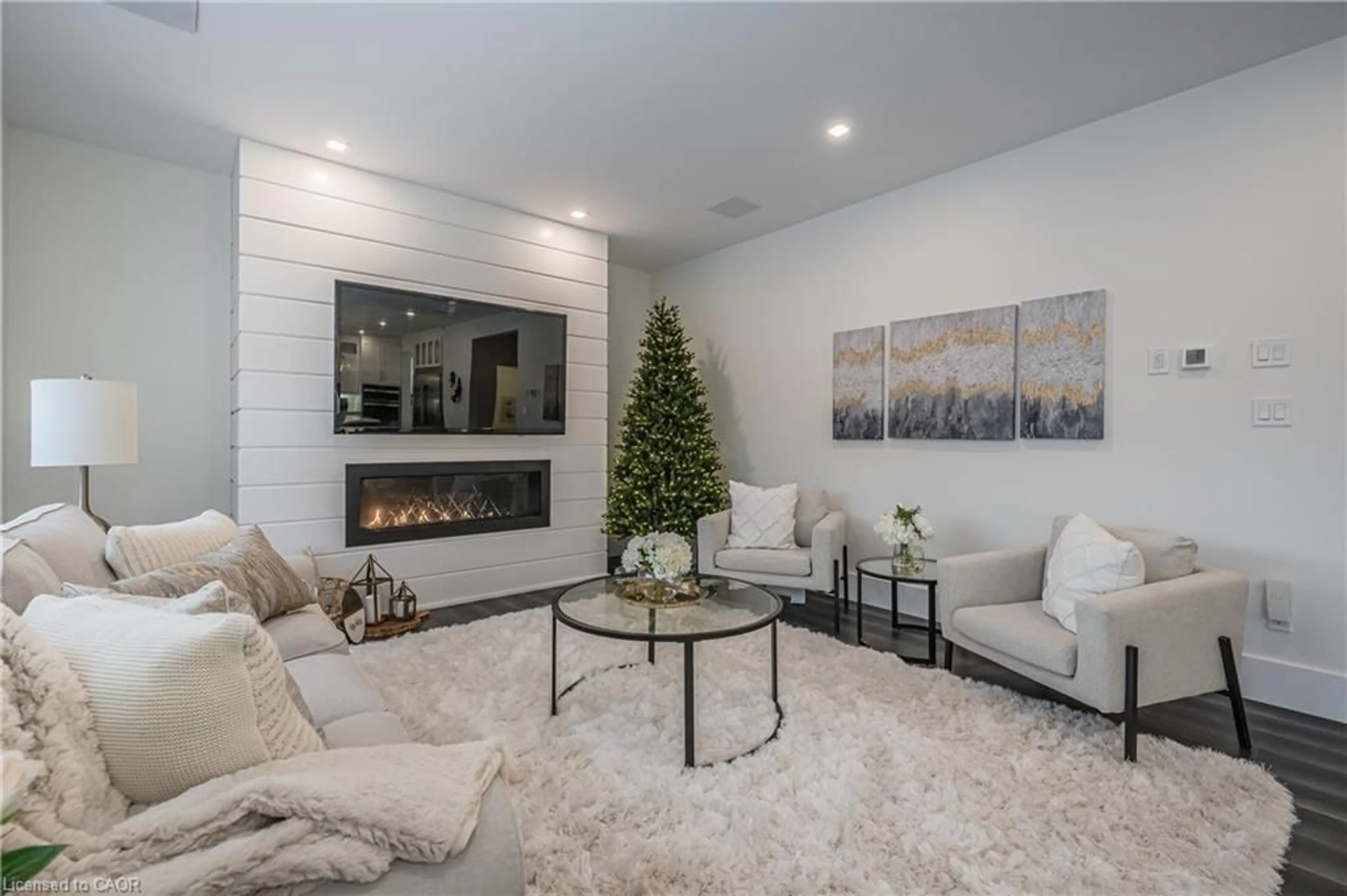 Living room with furniture, unknown for 2 Avery Pl, Milverton Ontario N0K 1M0