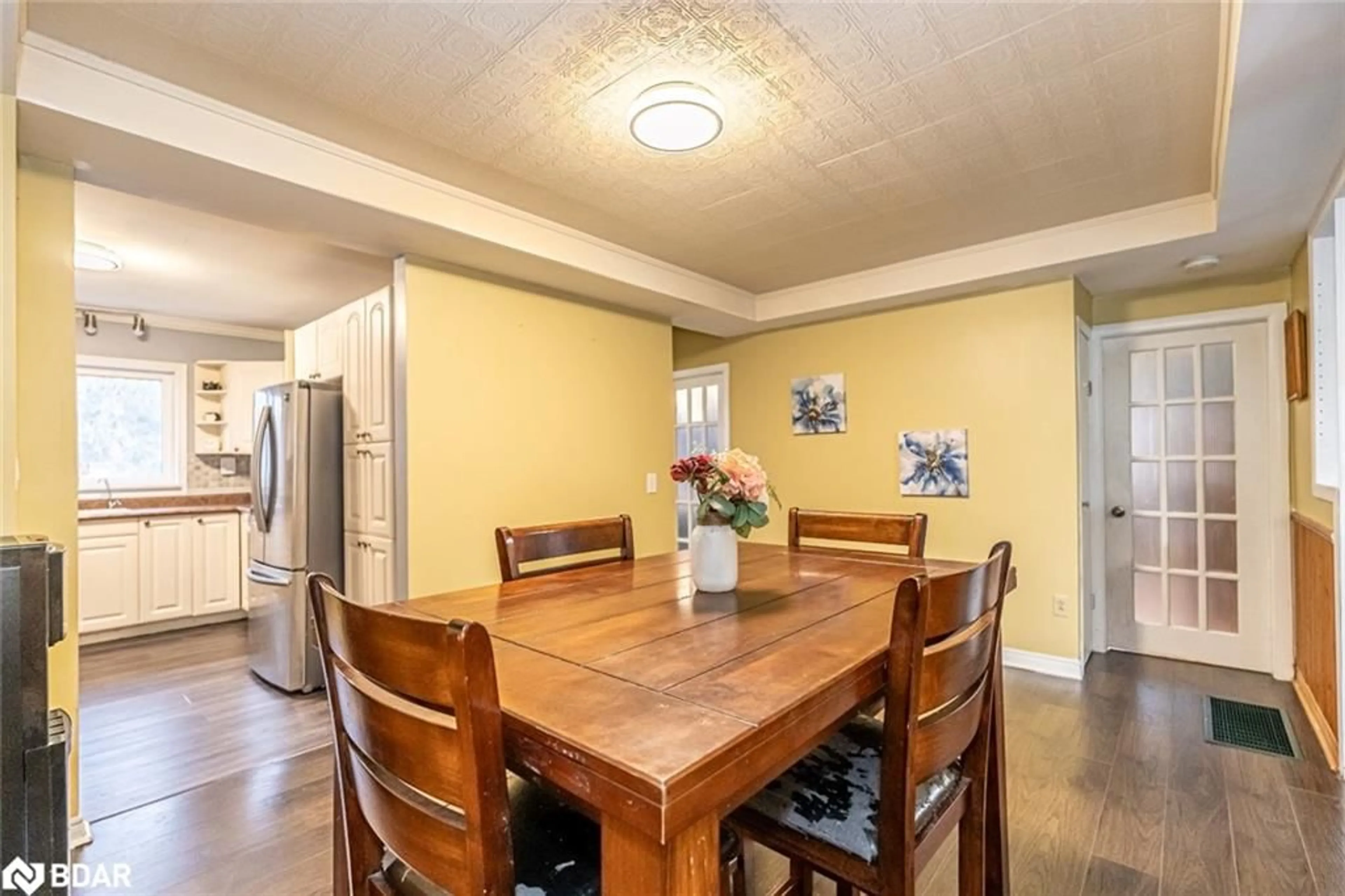 Dining room, unknown for 42 Mill St, Angus Ontario L3W 0V7