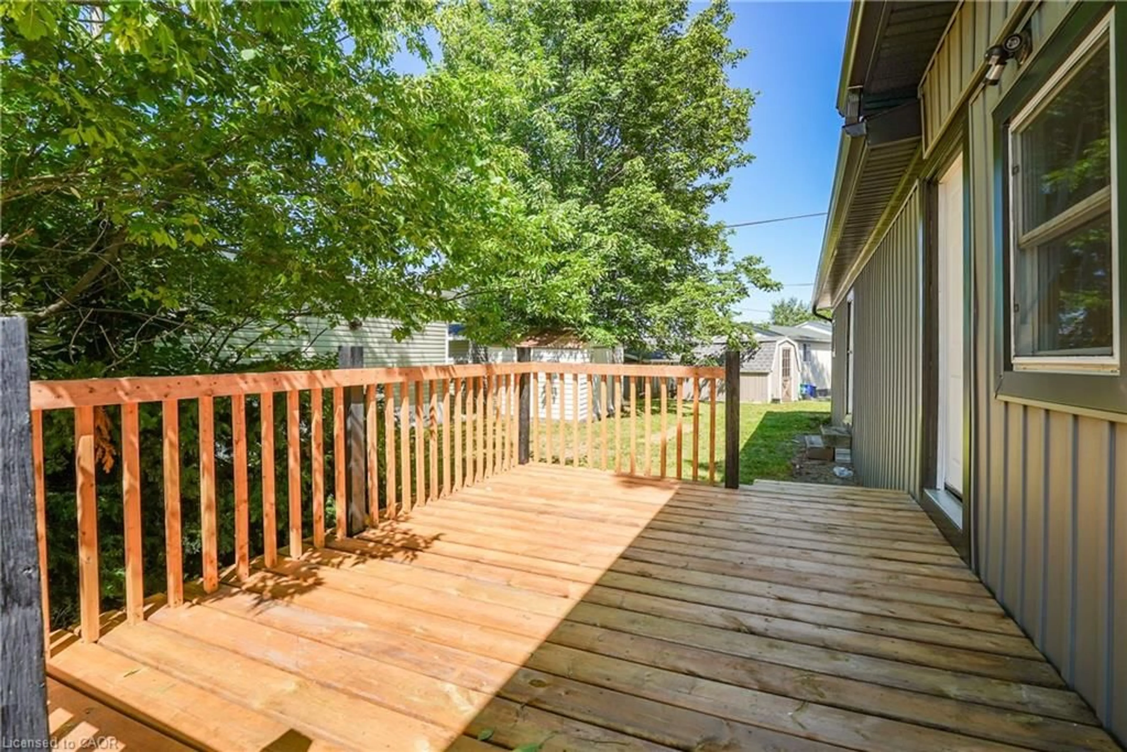 Patio, street for 4595 Abigail Lane, Beamsville Ontario L3J 0W1