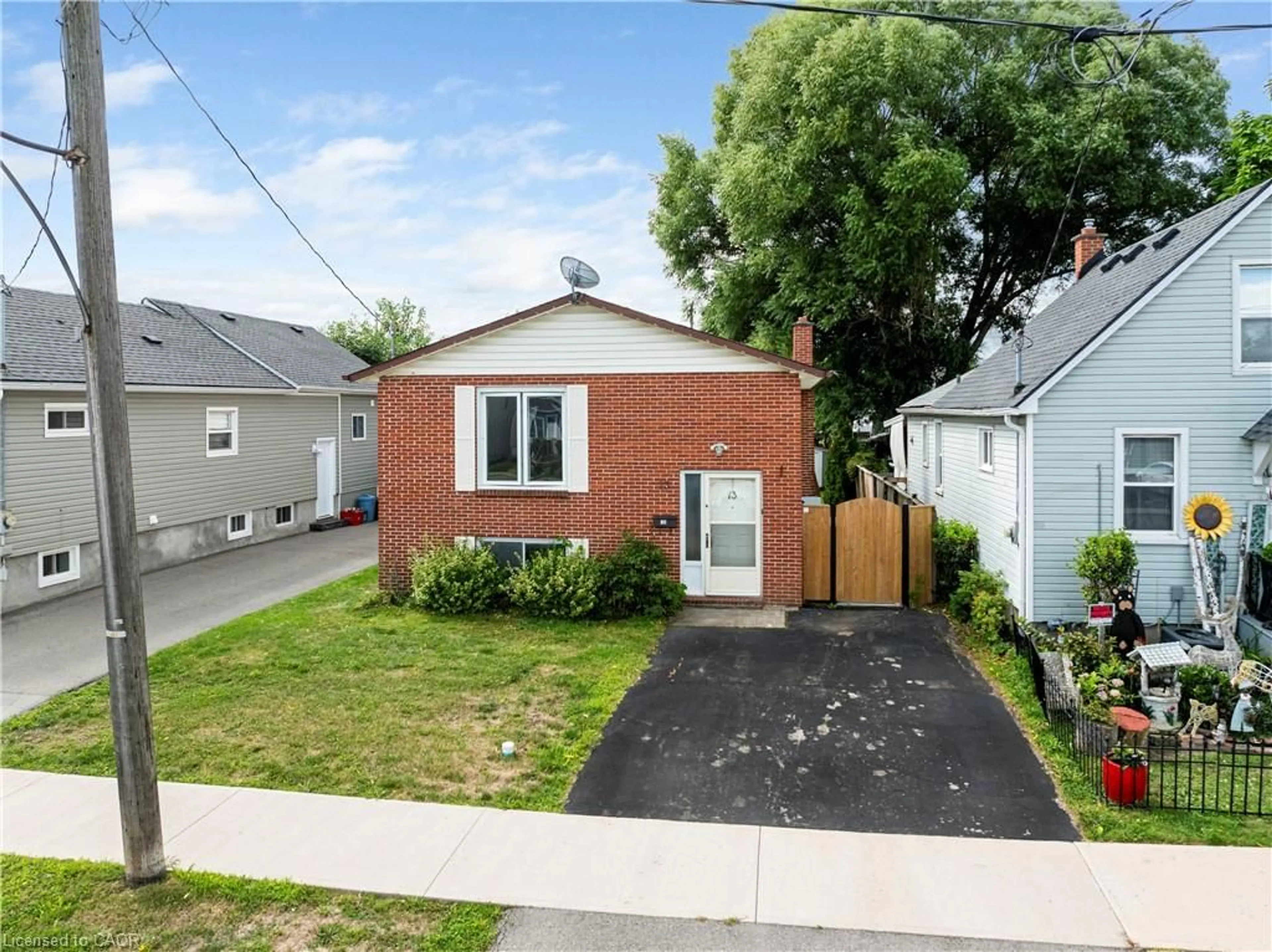Unknown for 13 Cumming St, St. Catharines Ontario L2S 1H6