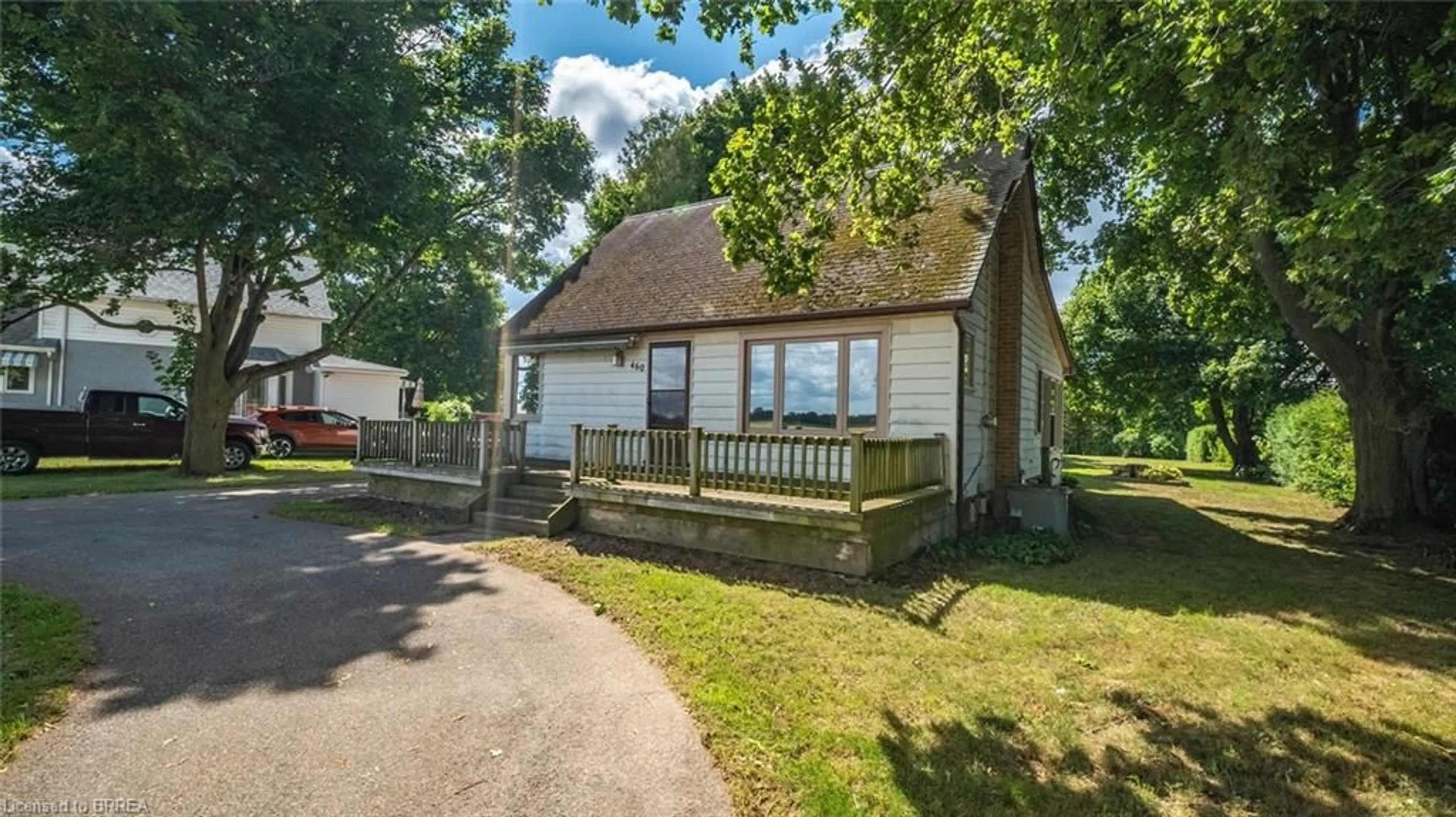 A pic from outside/outdoor area/front of a property/back of a property/a pic from drone, street for 460 Burtch Rd, Mount Pleasant Ontario N0E 1K0