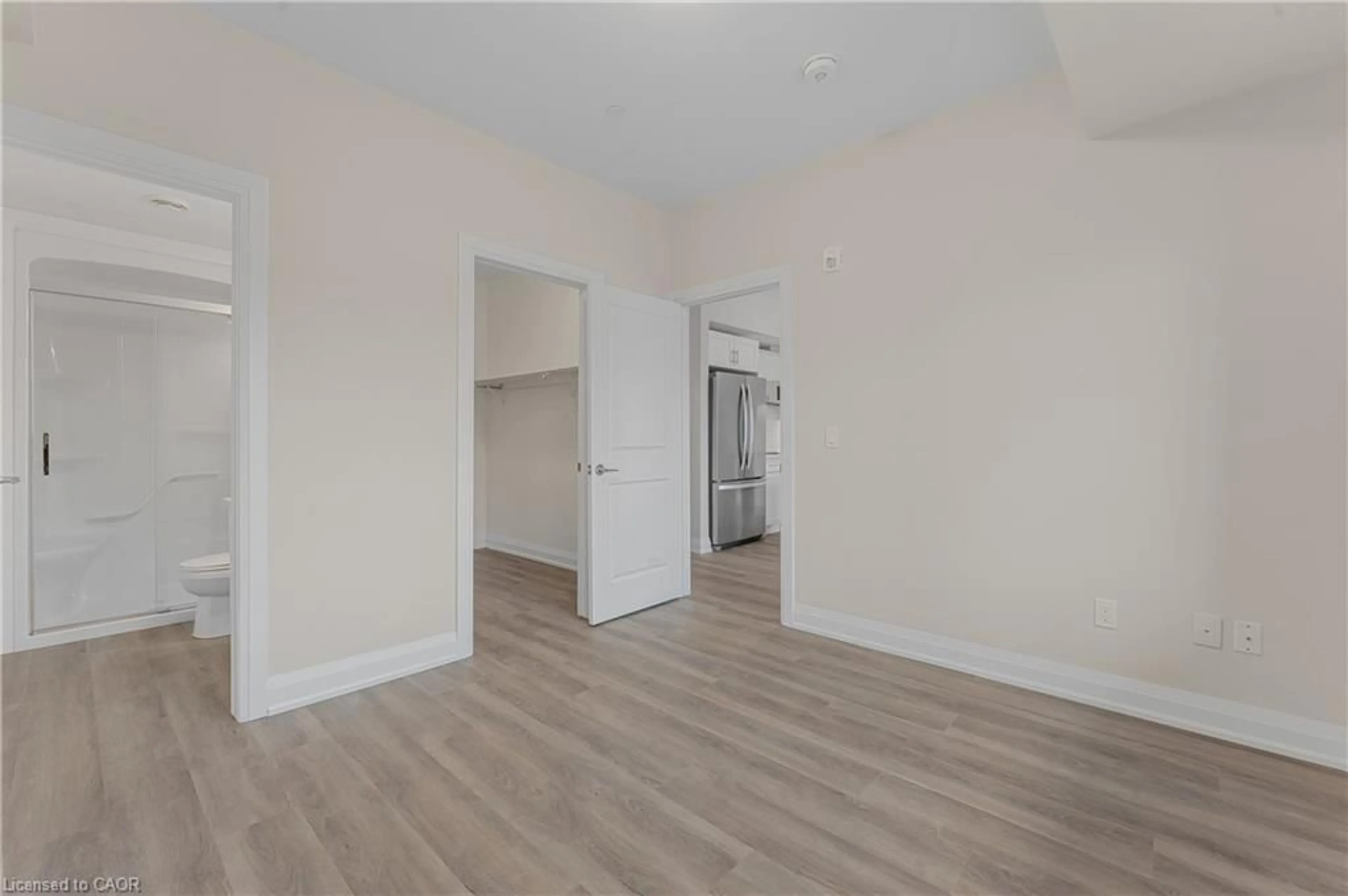 A pic of a room for 118 Summersides Blvd #403, Fonthill Ontario L0E 1E1