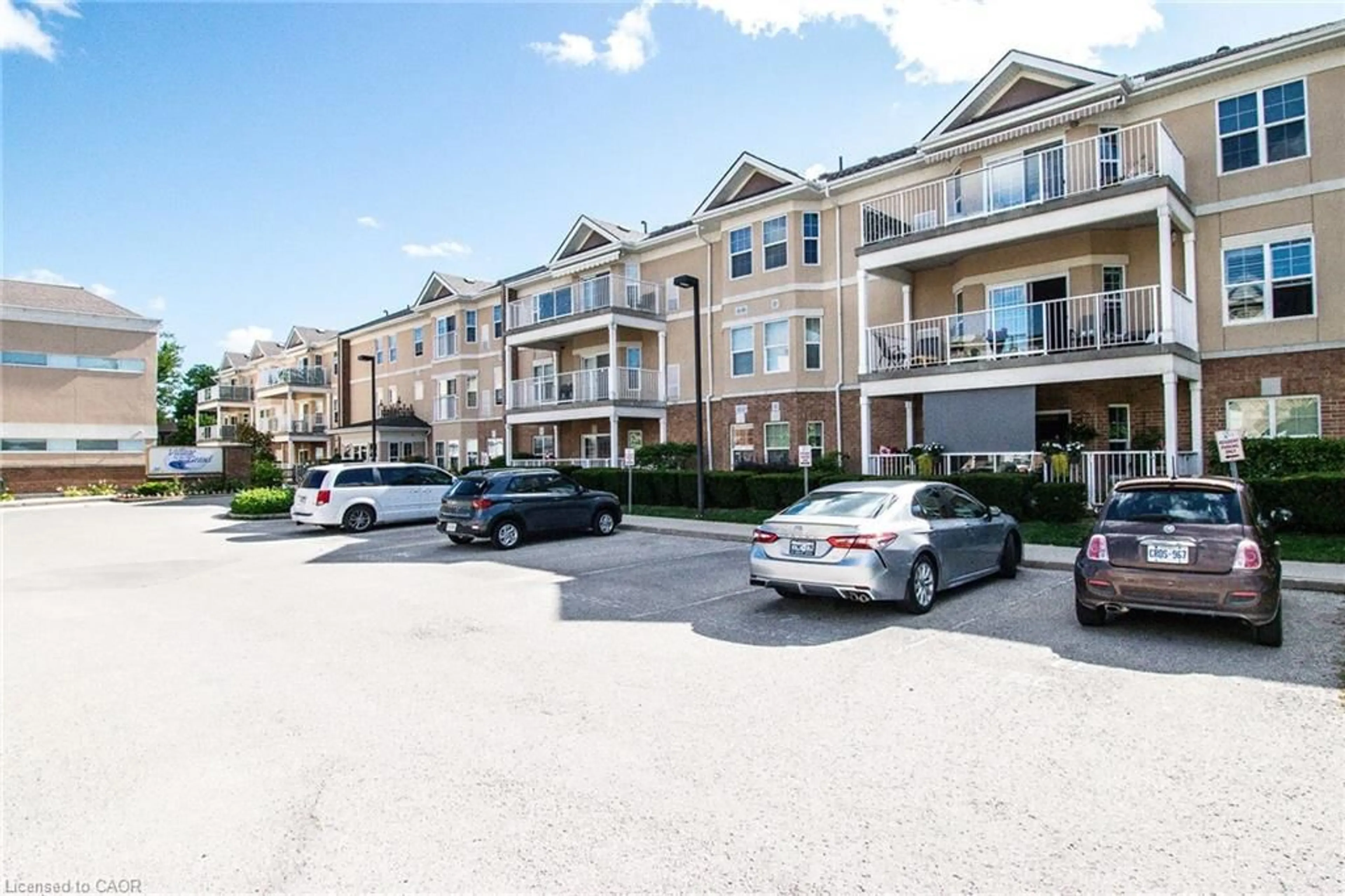 A pic from outside/outdoor area/front of a property/back of a property/a pic from drone, street for 317 Lock St #105, Dunnville Ontario N1A 0A1