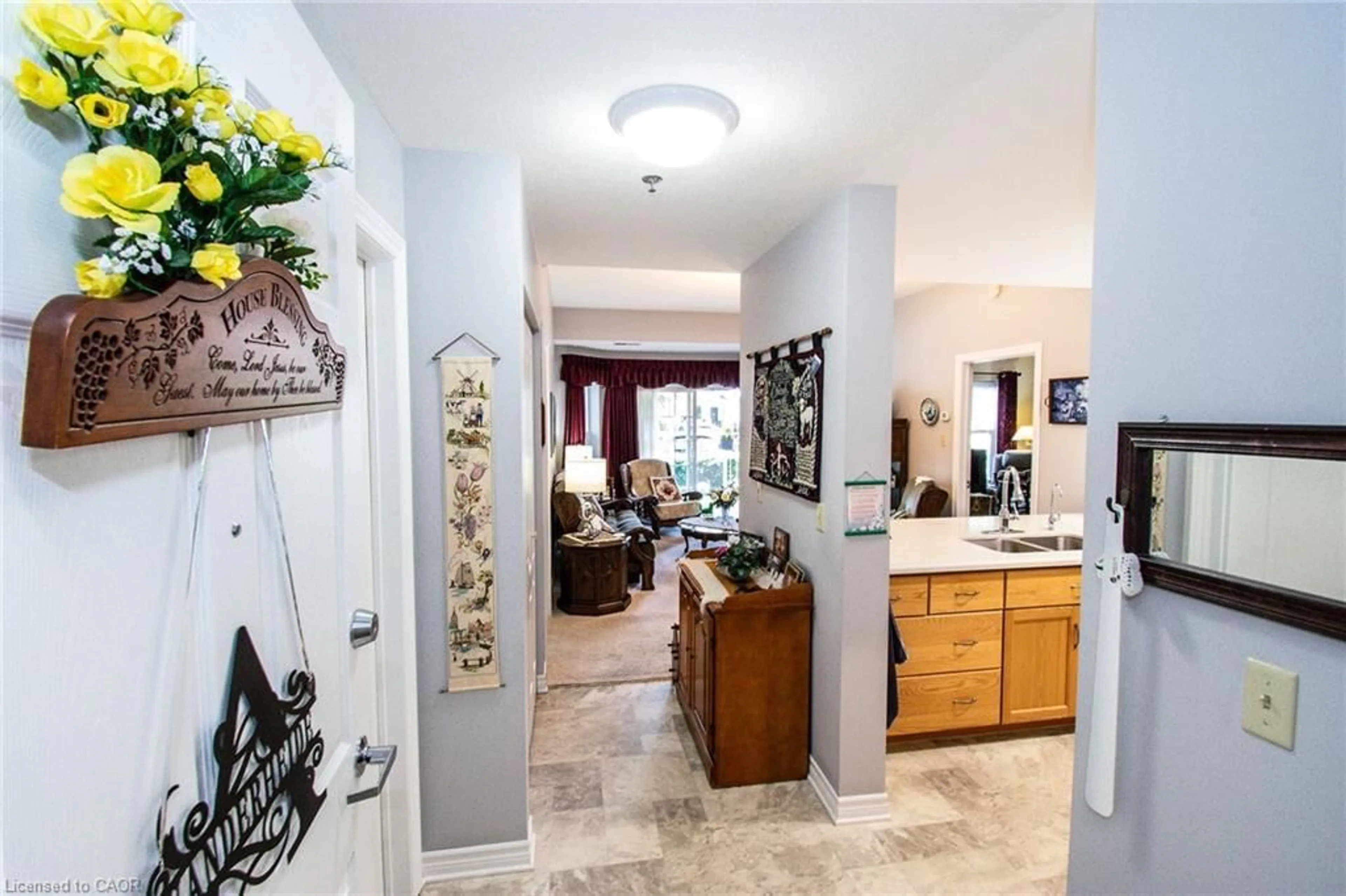 Indoor entryway for 317 Lock St #105, Dunnville Ontario N1A 0A1