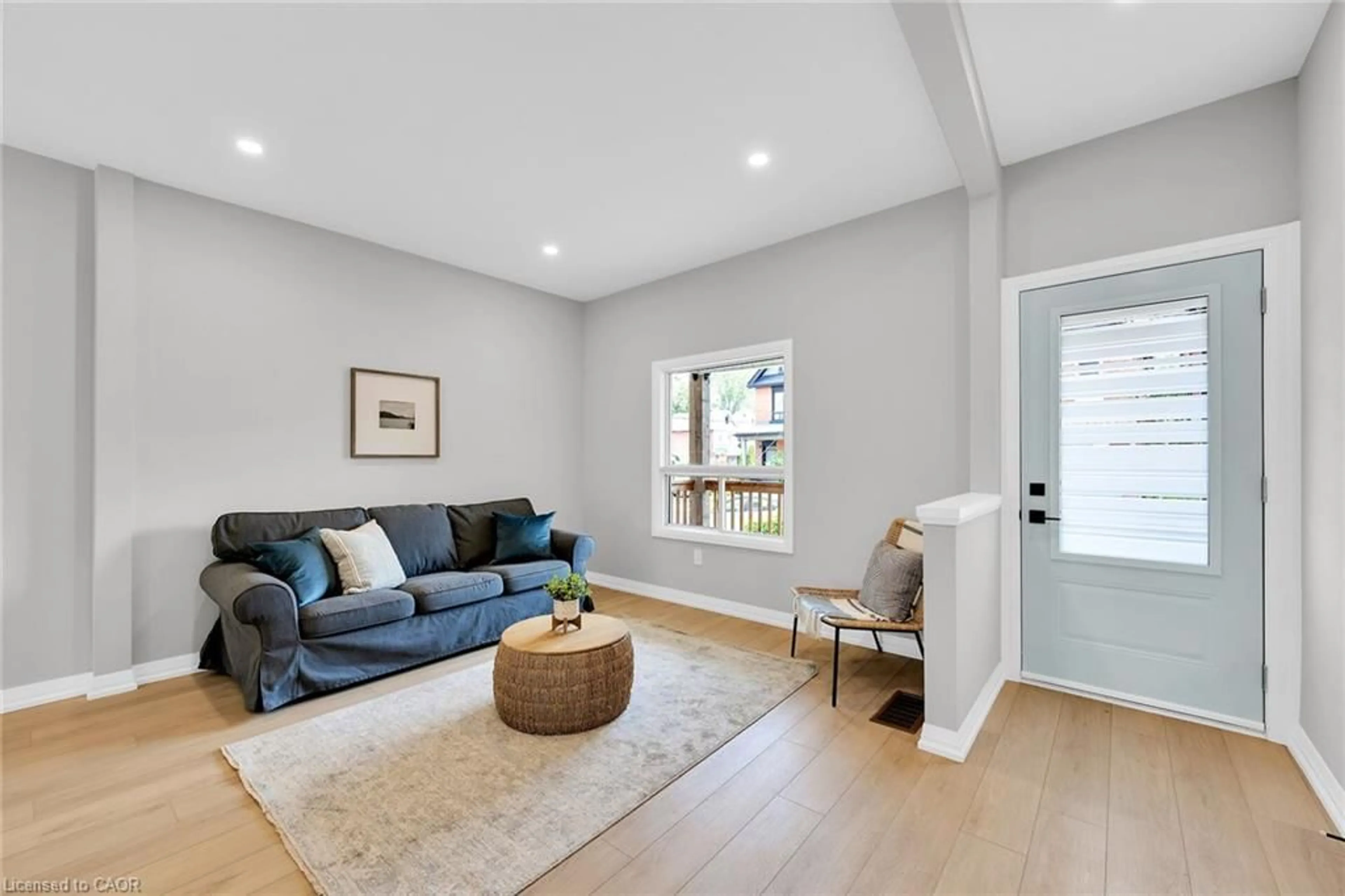 Living room with furniture, unknown for 517 Hughson St, Hamilton Ontario L8L 4N8