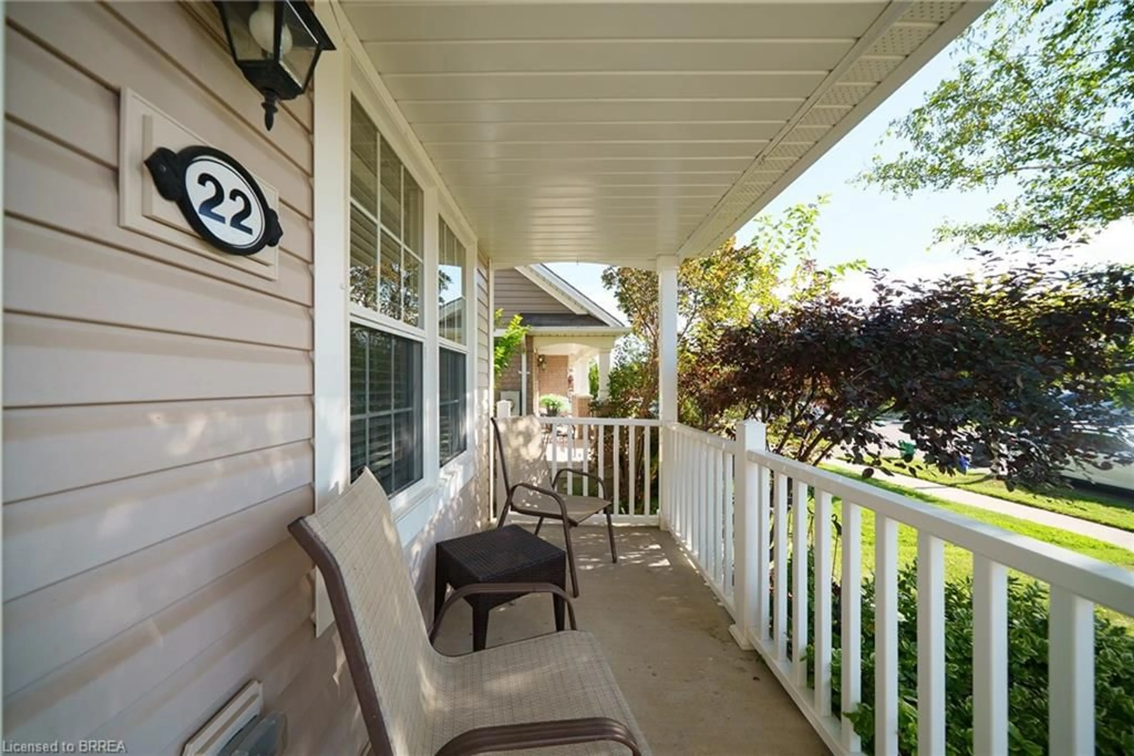 Patio, street for 22 Hollinrake Ave, Brantford Ontario N3T 0A6