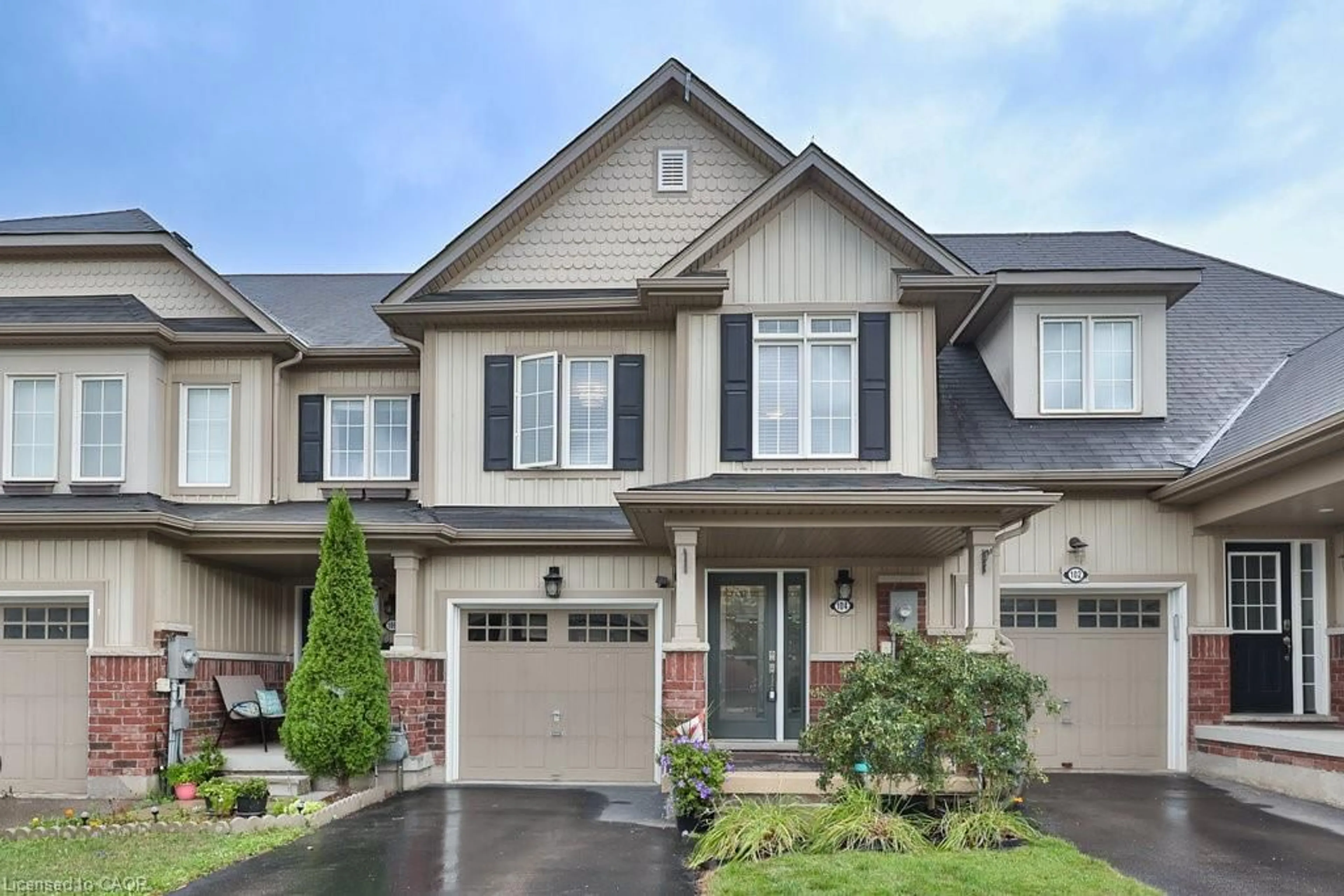 Home with brick exterior material, street for 104 Bisset Ave, Brantford Ontario N3T 0H4