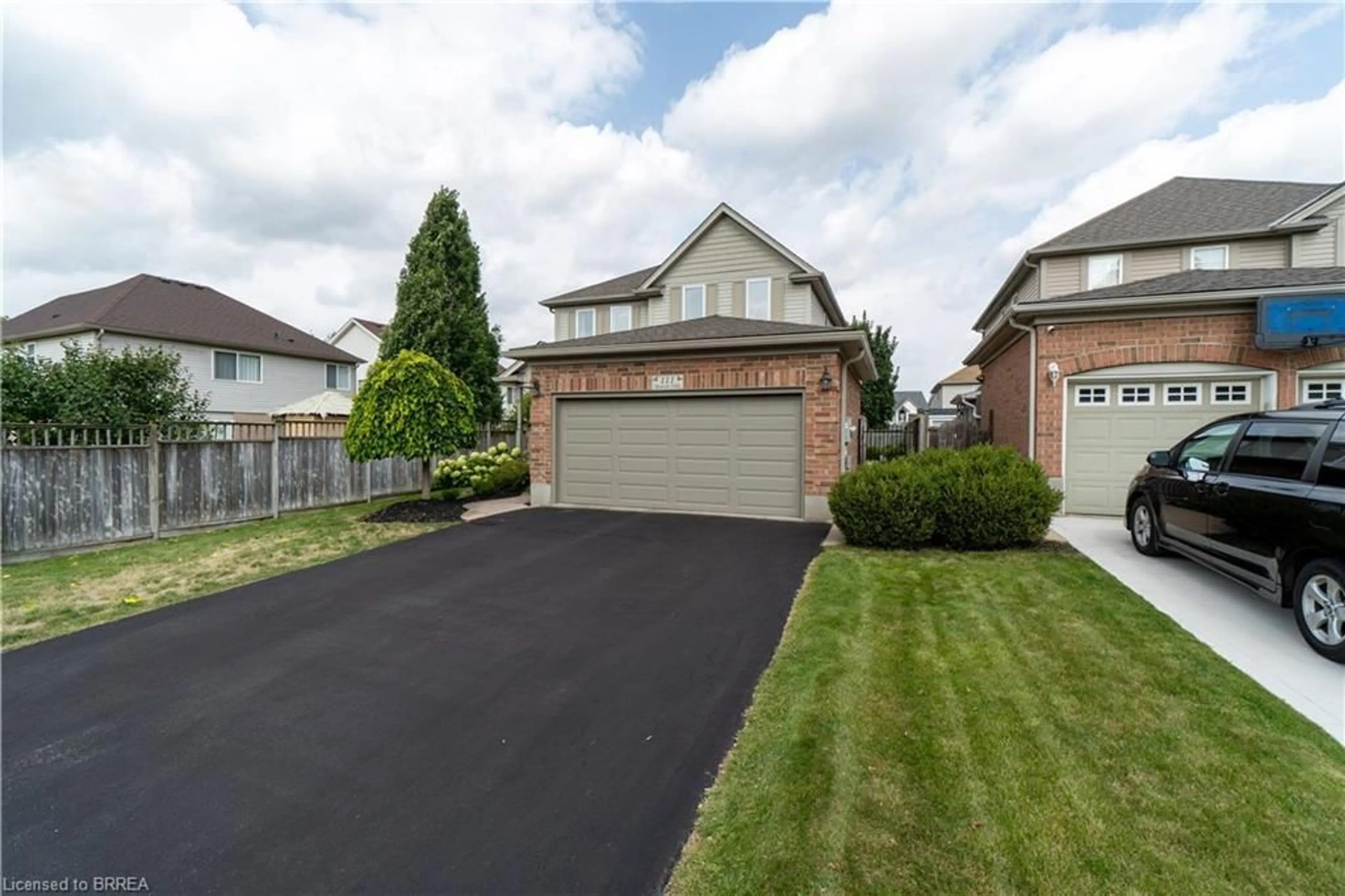 Unknown for 111 Amanda Walk, Cambridge Ontario N3C 4K7