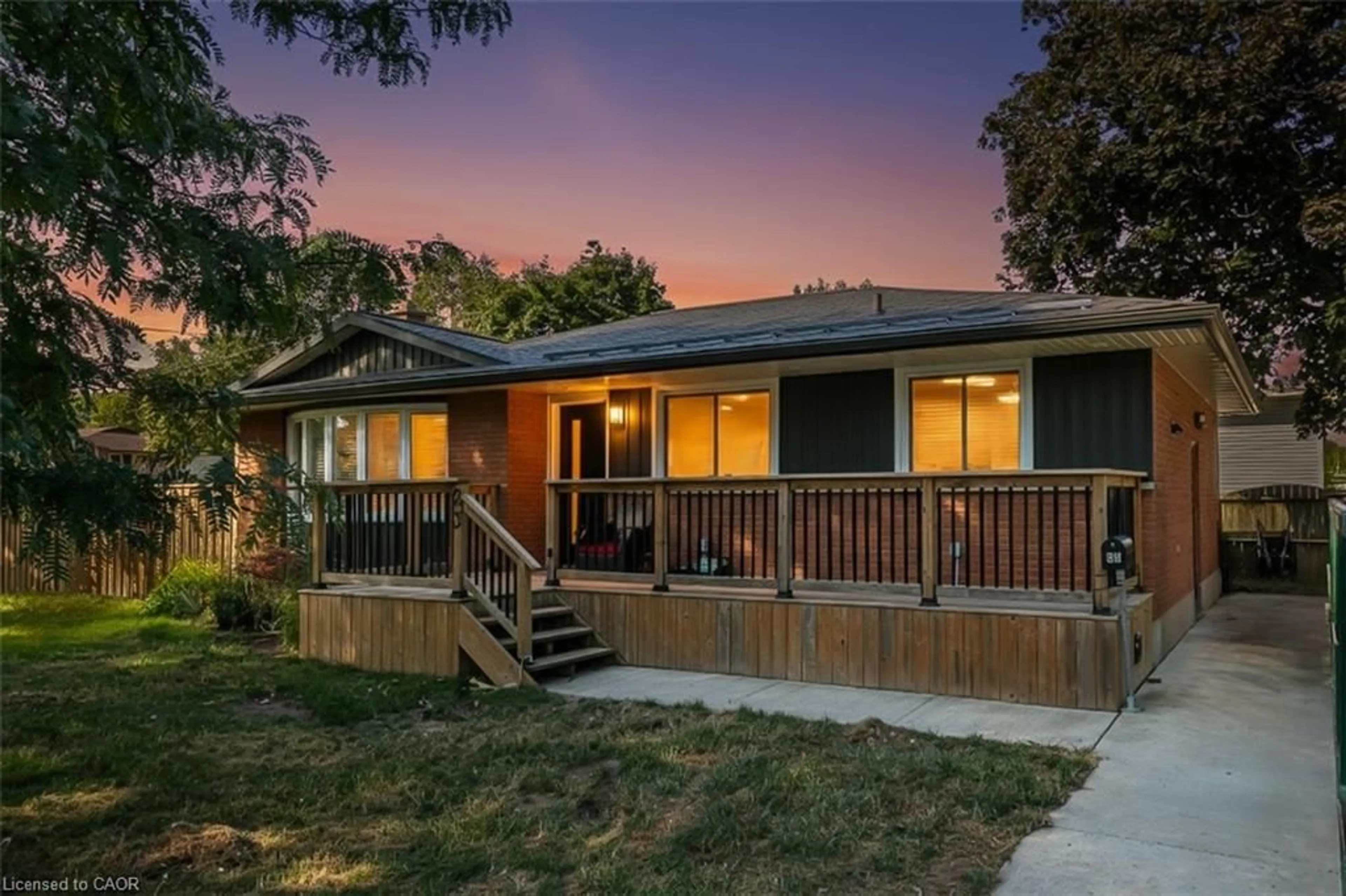 Home with vinyl exterior material, street for 23 Wakelin Terr, St. Catharines Ontario L2M 4K4
