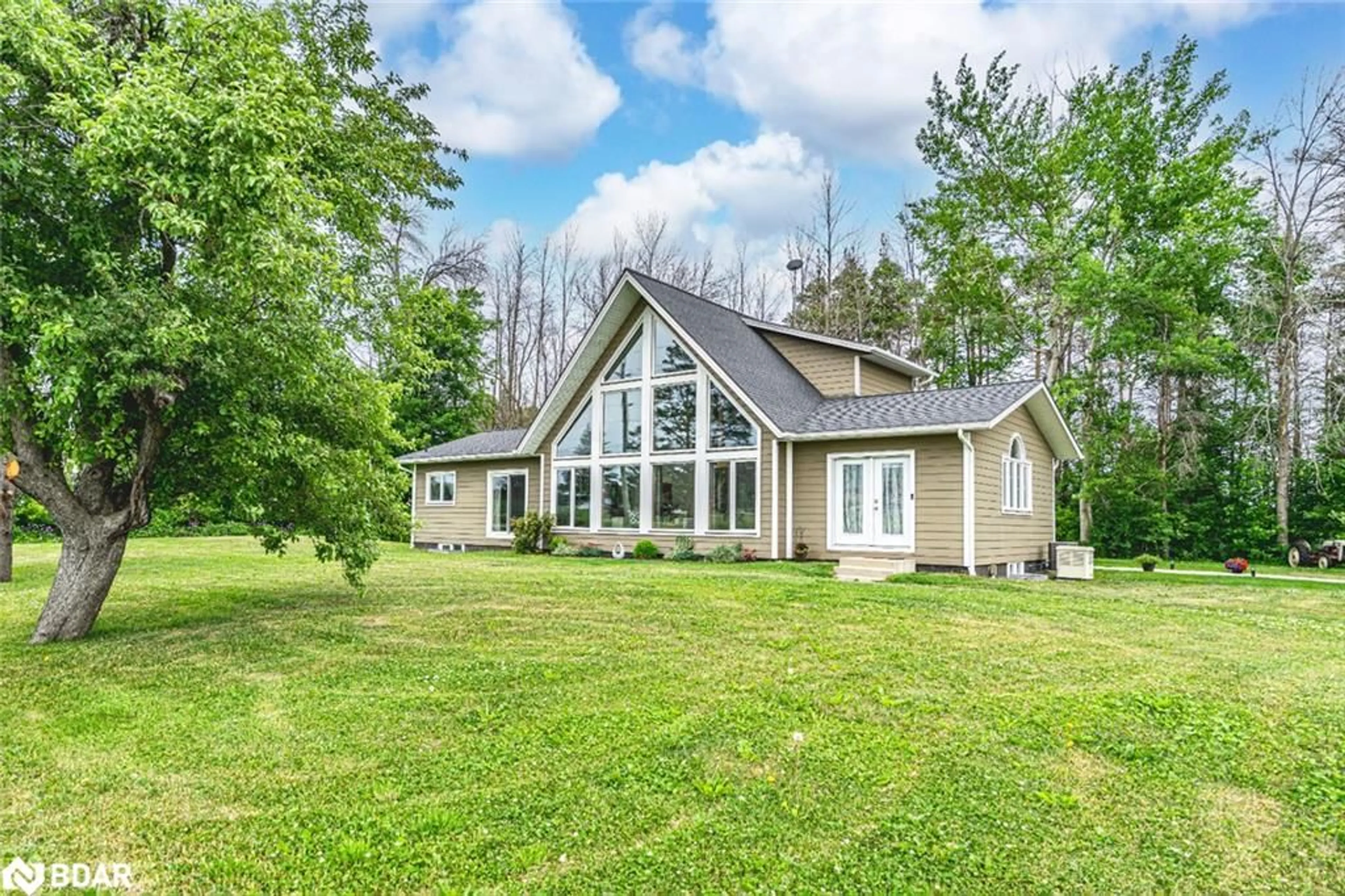Home with vinyl exterior material, water/lake/river/ocean view for 1783 County Road 6 South, Elmvale Ontario L0L 1P0