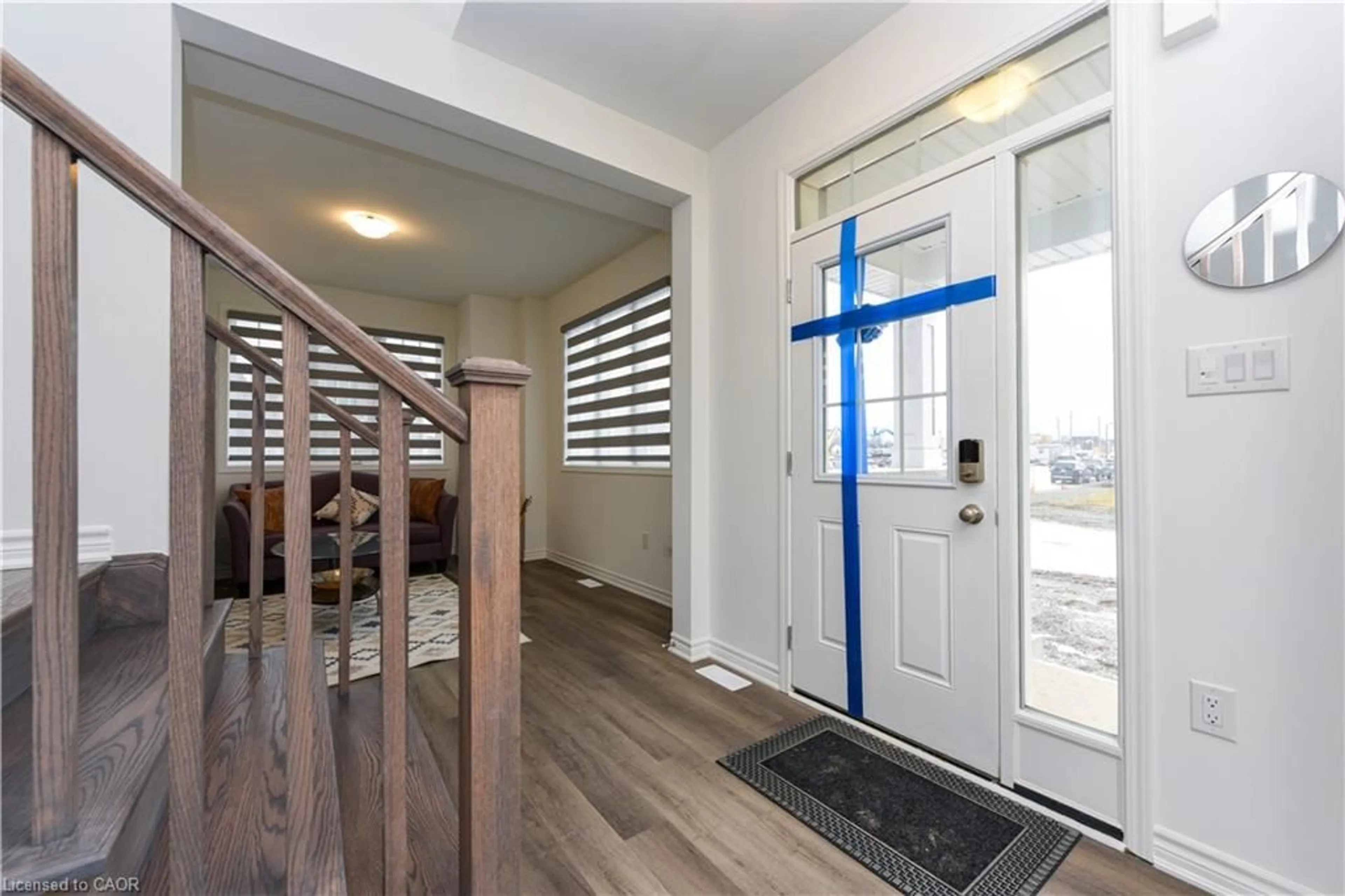Indoor entryway for 1217 Ferguson Dr, Halton Ontario L9T 7V8