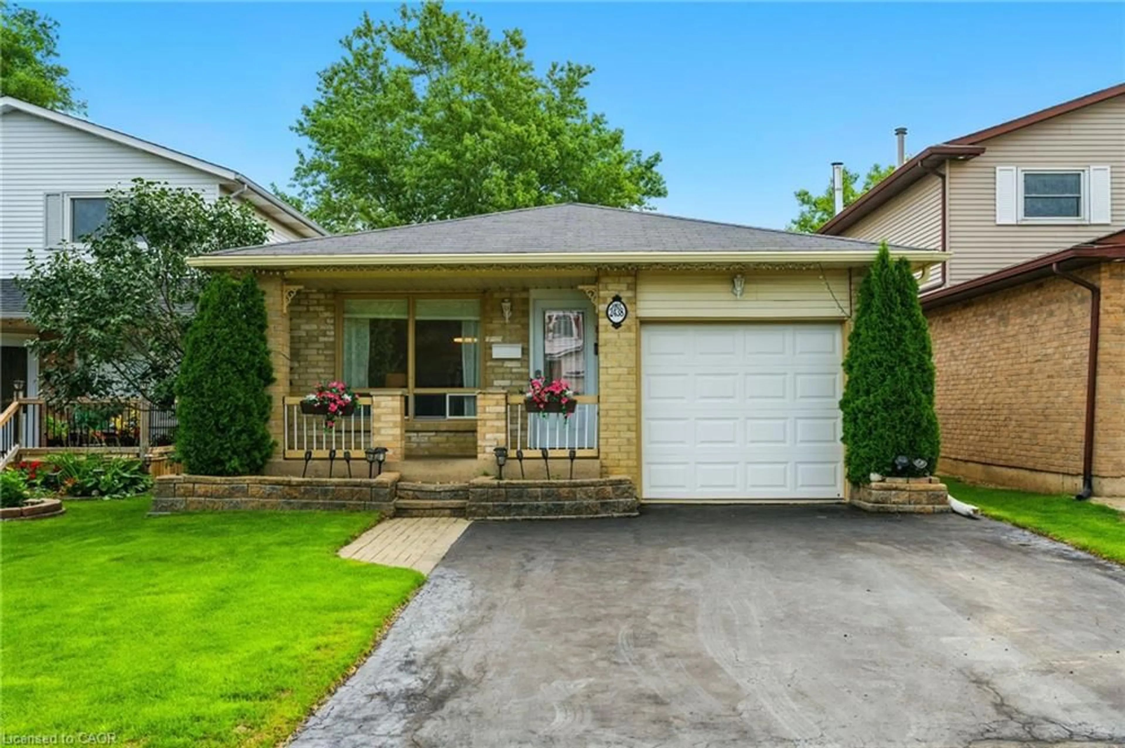 Unknown for 2438 Whittaker Dr, Burlington Ontario L7P 4R2