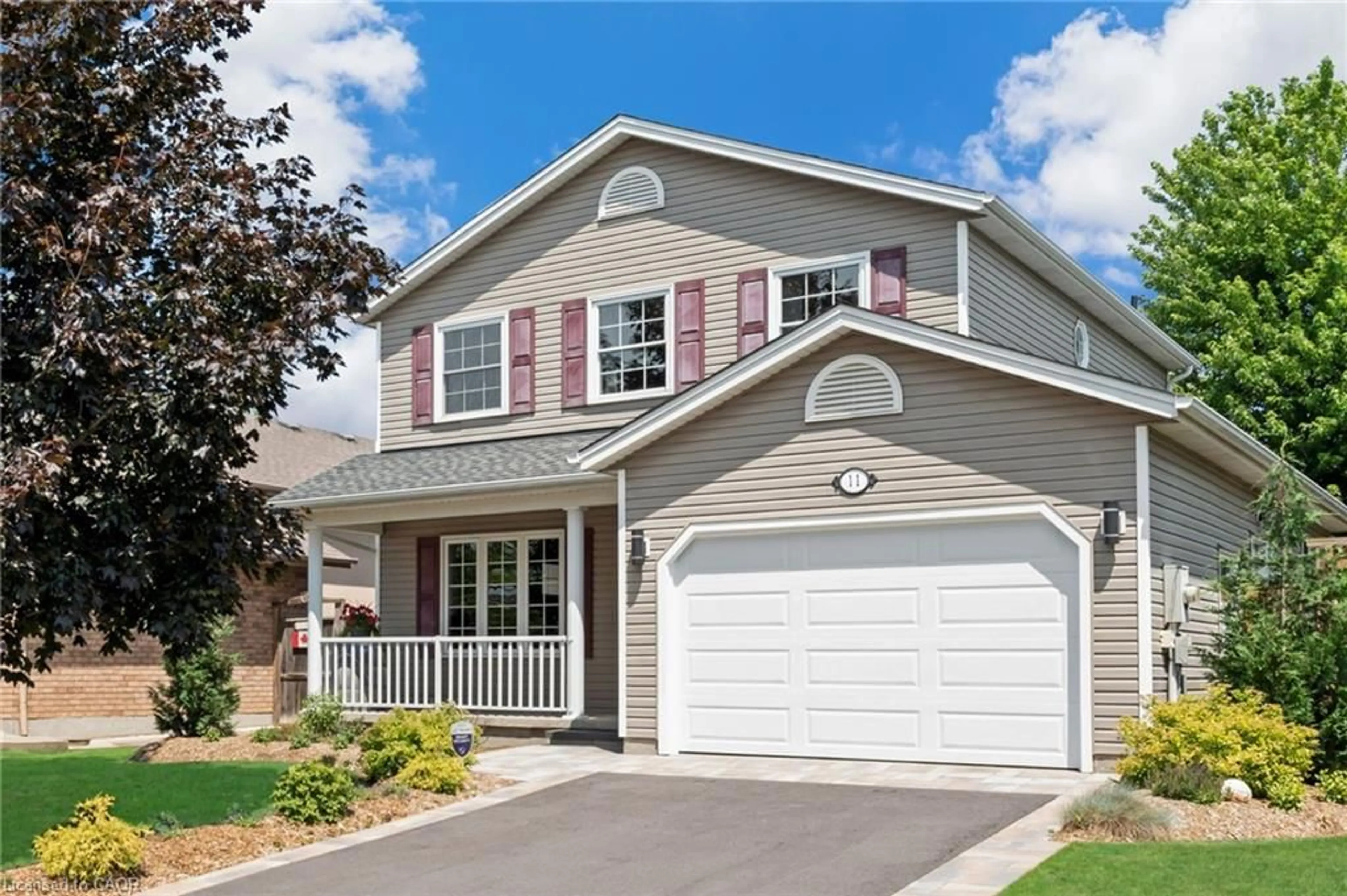 Home with vinyl exterior material, street for 11 Hope Ave, Virgil Ontario L0S 1T0